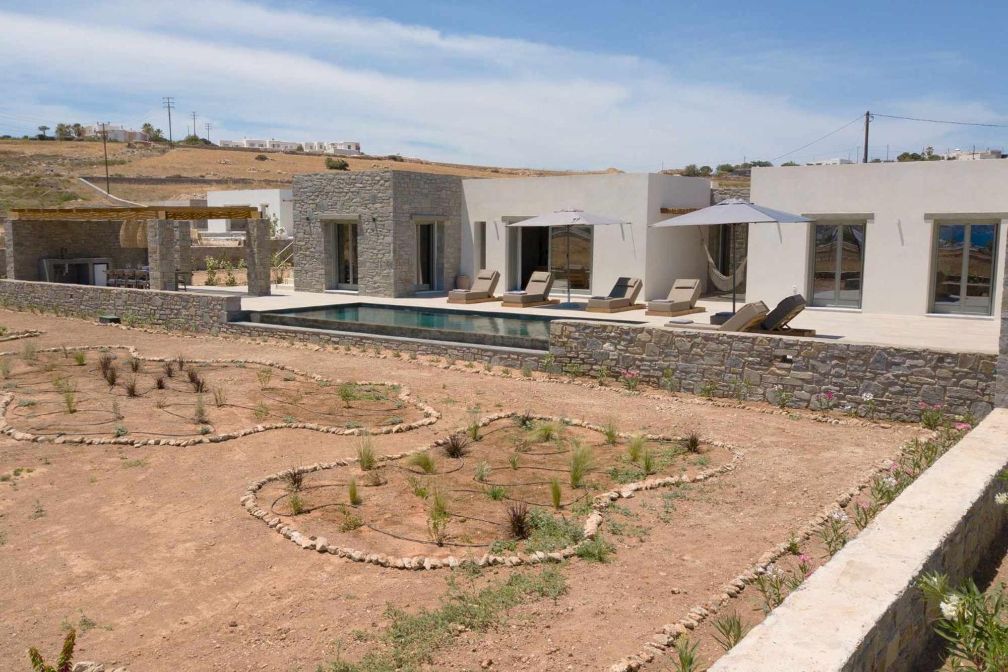 Phoenix With Private Pool & Sea Views Near Naousa * Ambelas