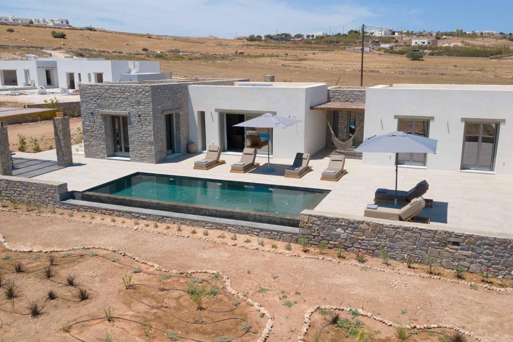 Villa Phoenix With Private Pool & Sea Views Near Naousa *
