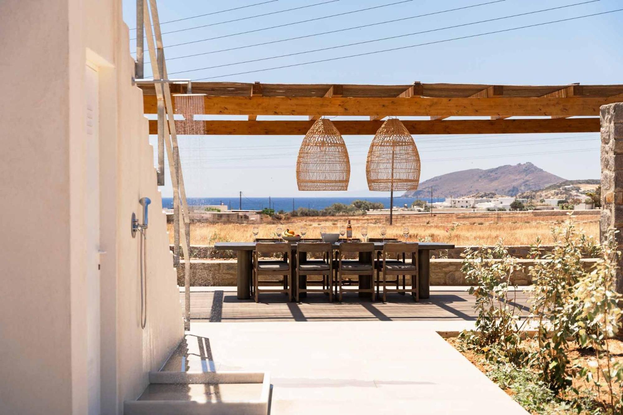 Villa Phoenix With Private Pool & Sea Views Near Naousa Ambelas