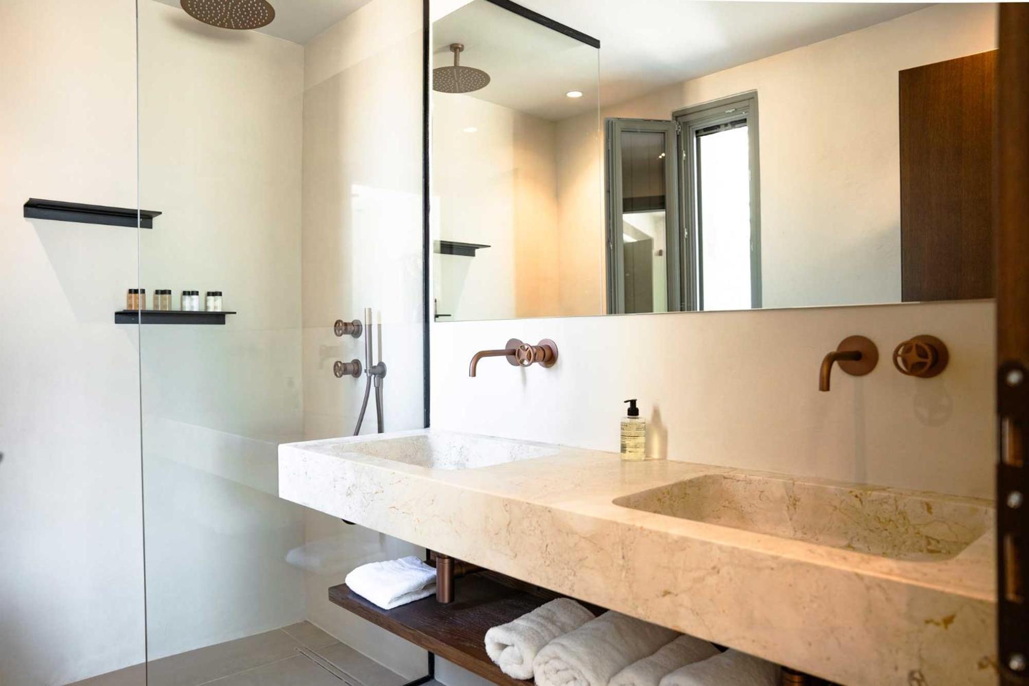 Phoenix With Private Pool & Sea Views Near Naousa Villa