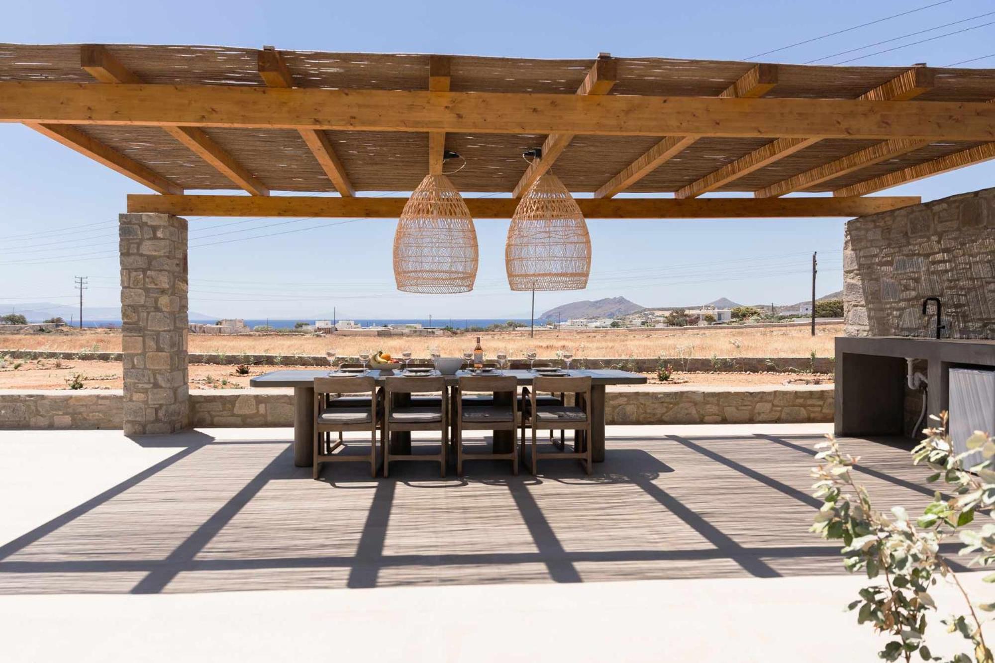 Villa Phoenix With Private Pool & Sea Views Near Naousa Ambelas