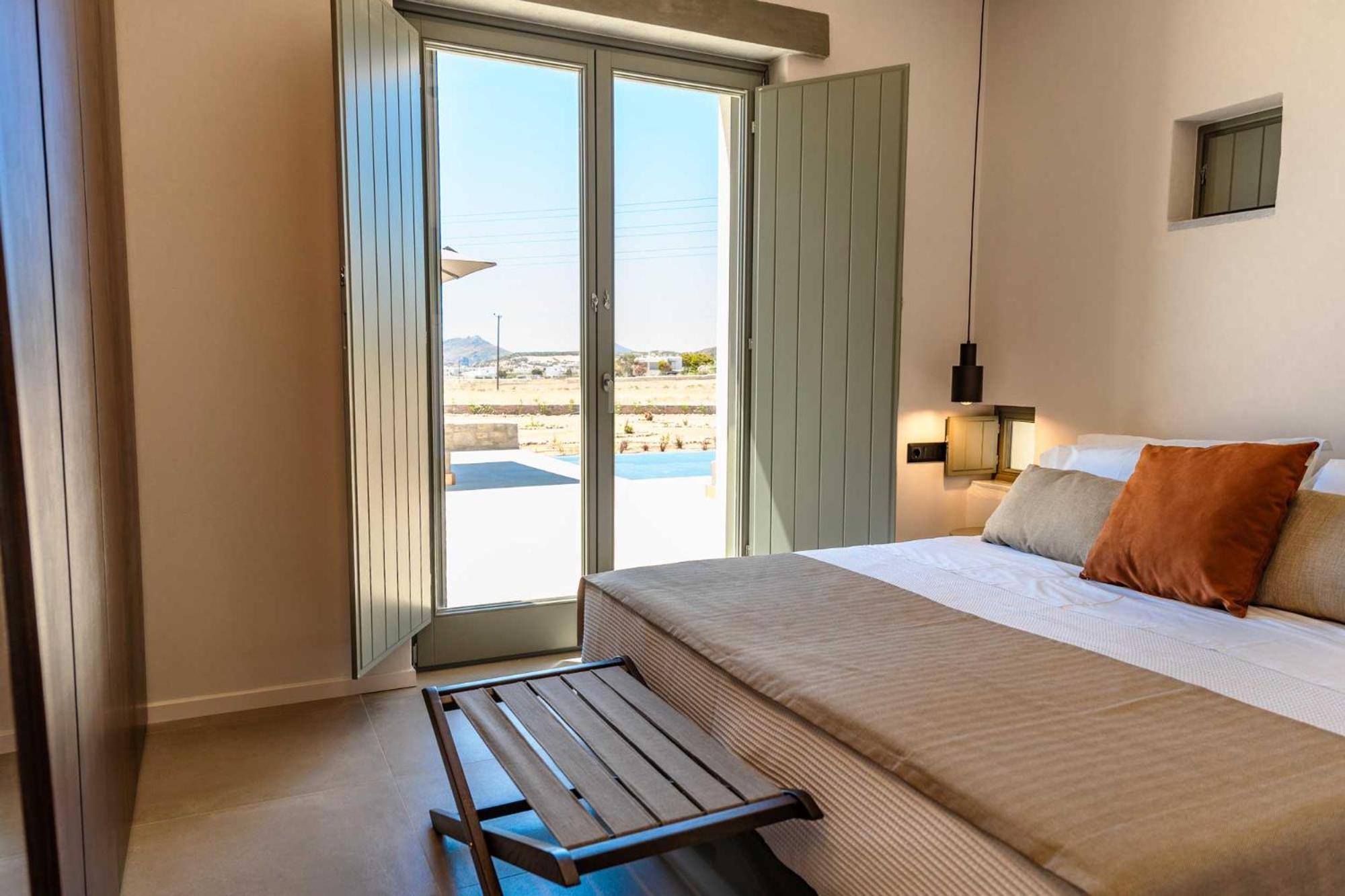 Phoenix With Private Pool & Sea Views Near Naousa * Ambelas