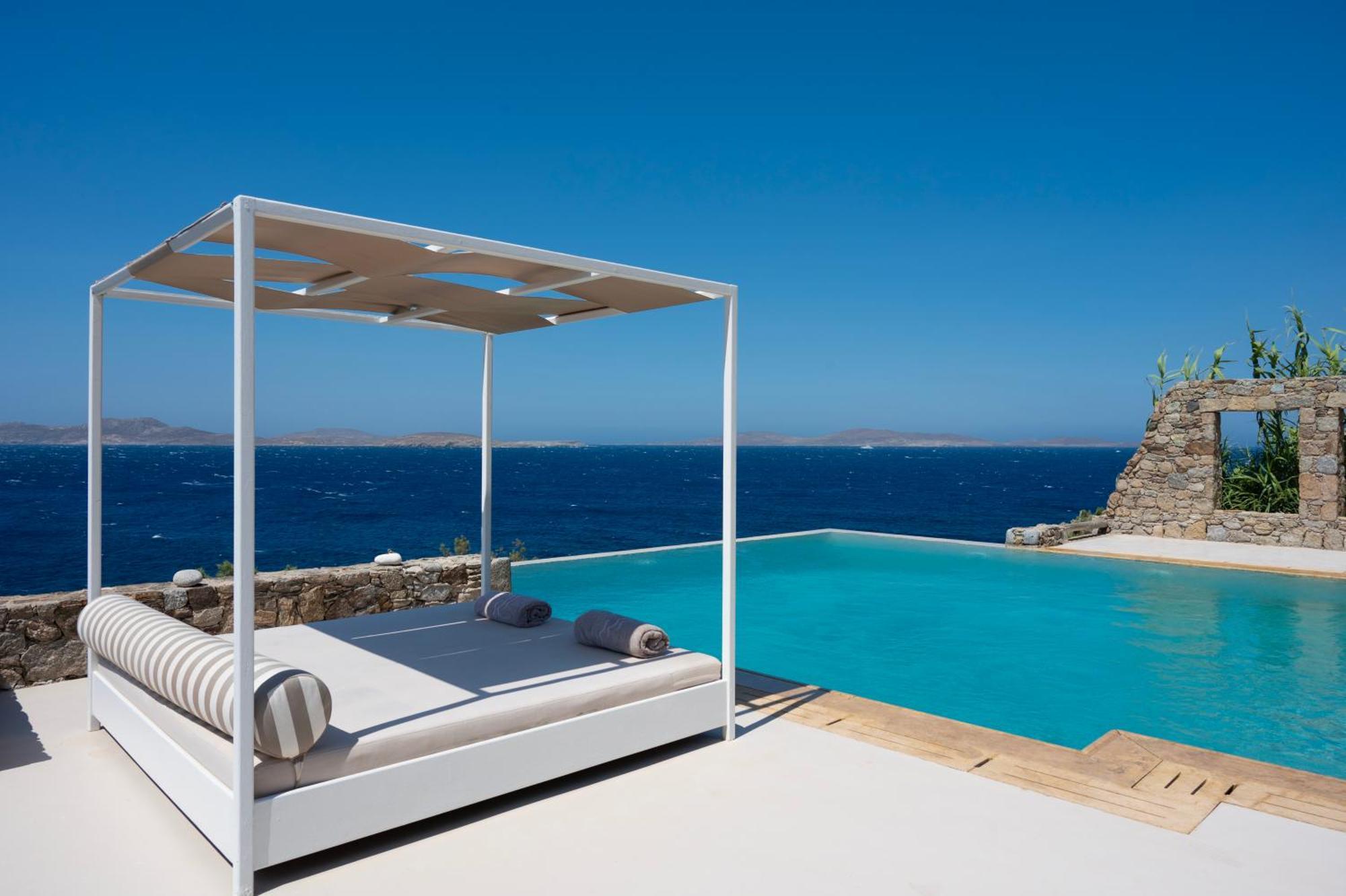 Alisahnea Mykonos