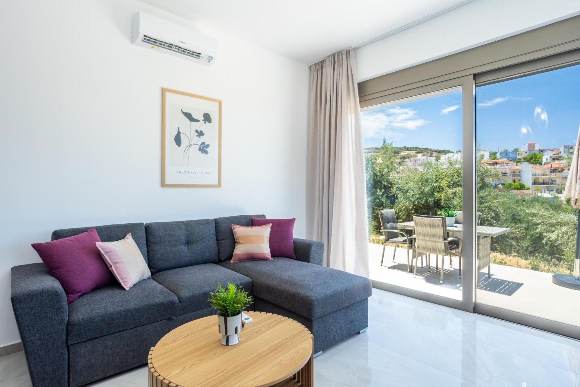 Apartment Agia Marina Comfort House *