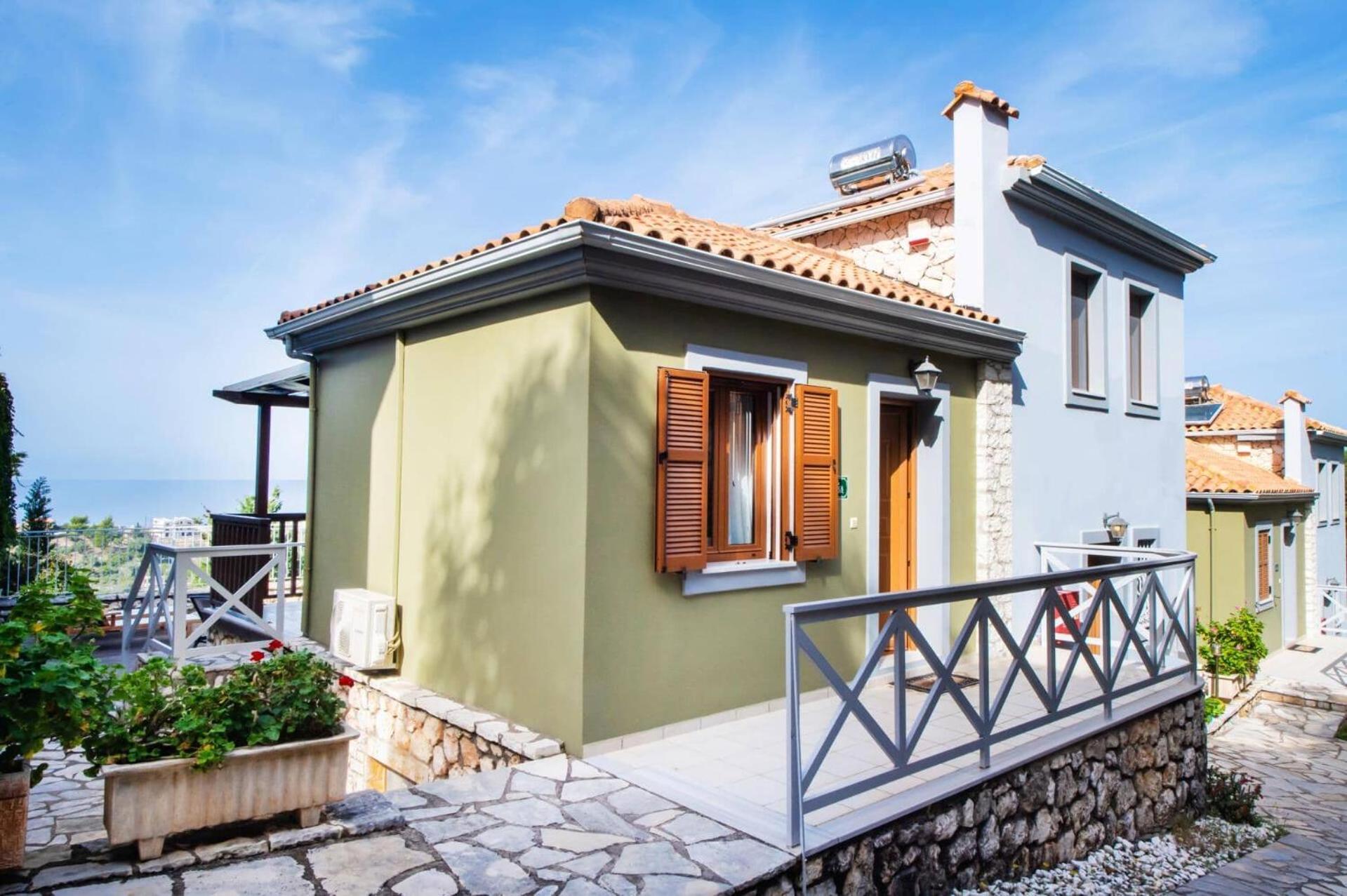 Anna Nikitas By Agios Nikitas