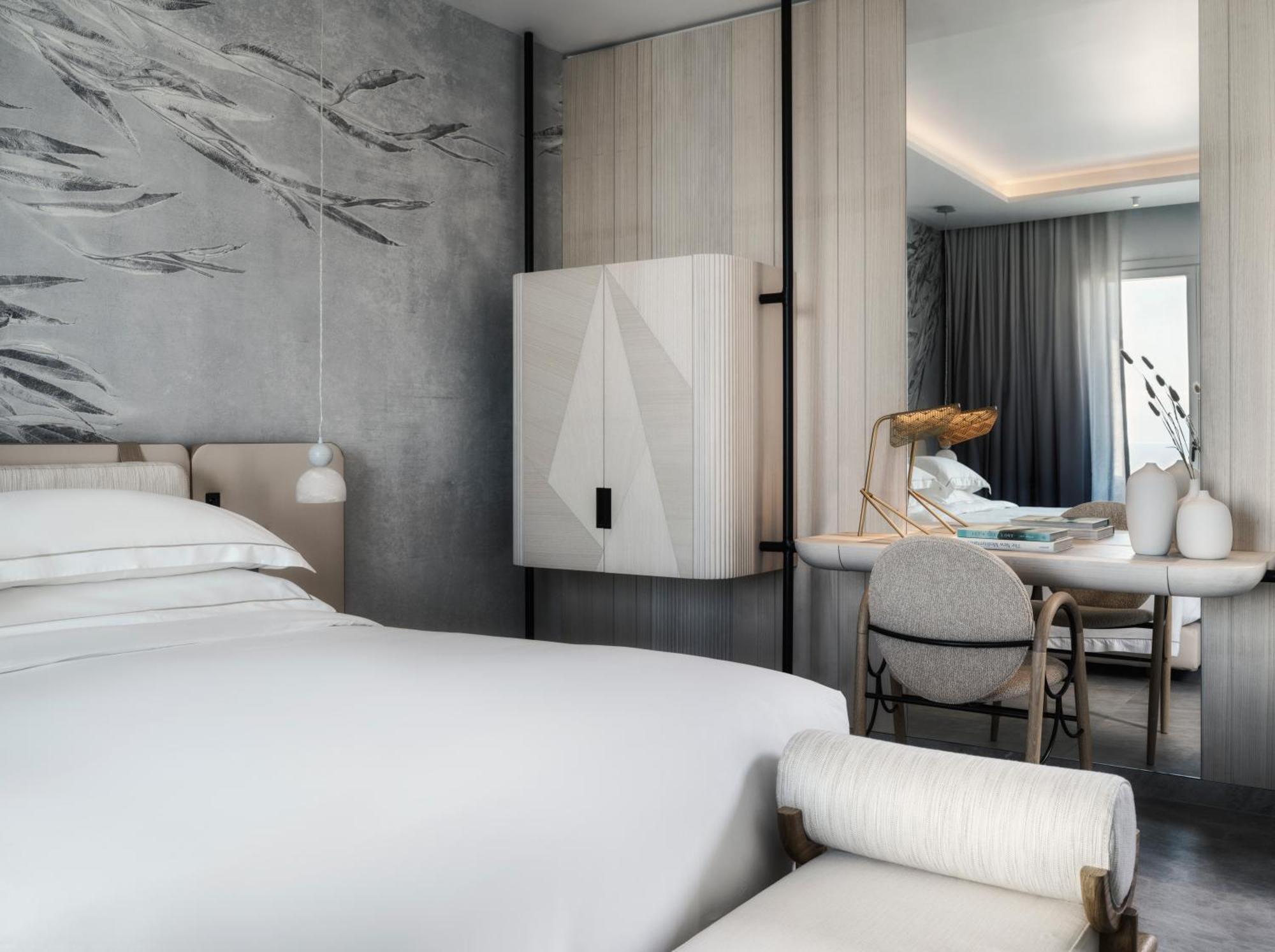 Deos Mykonos - A Myconian Collection Hotel Mykonos Town