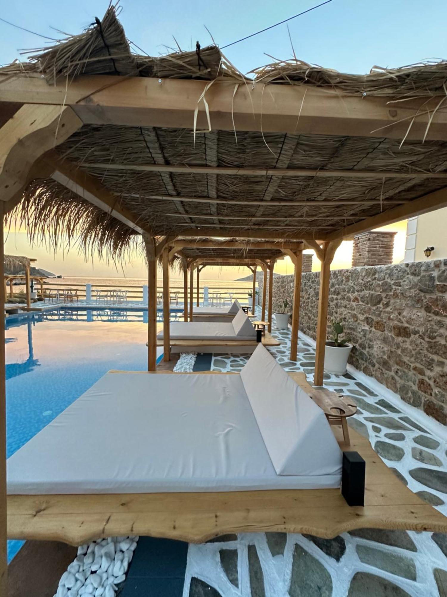 Spongia & Hotel 4*