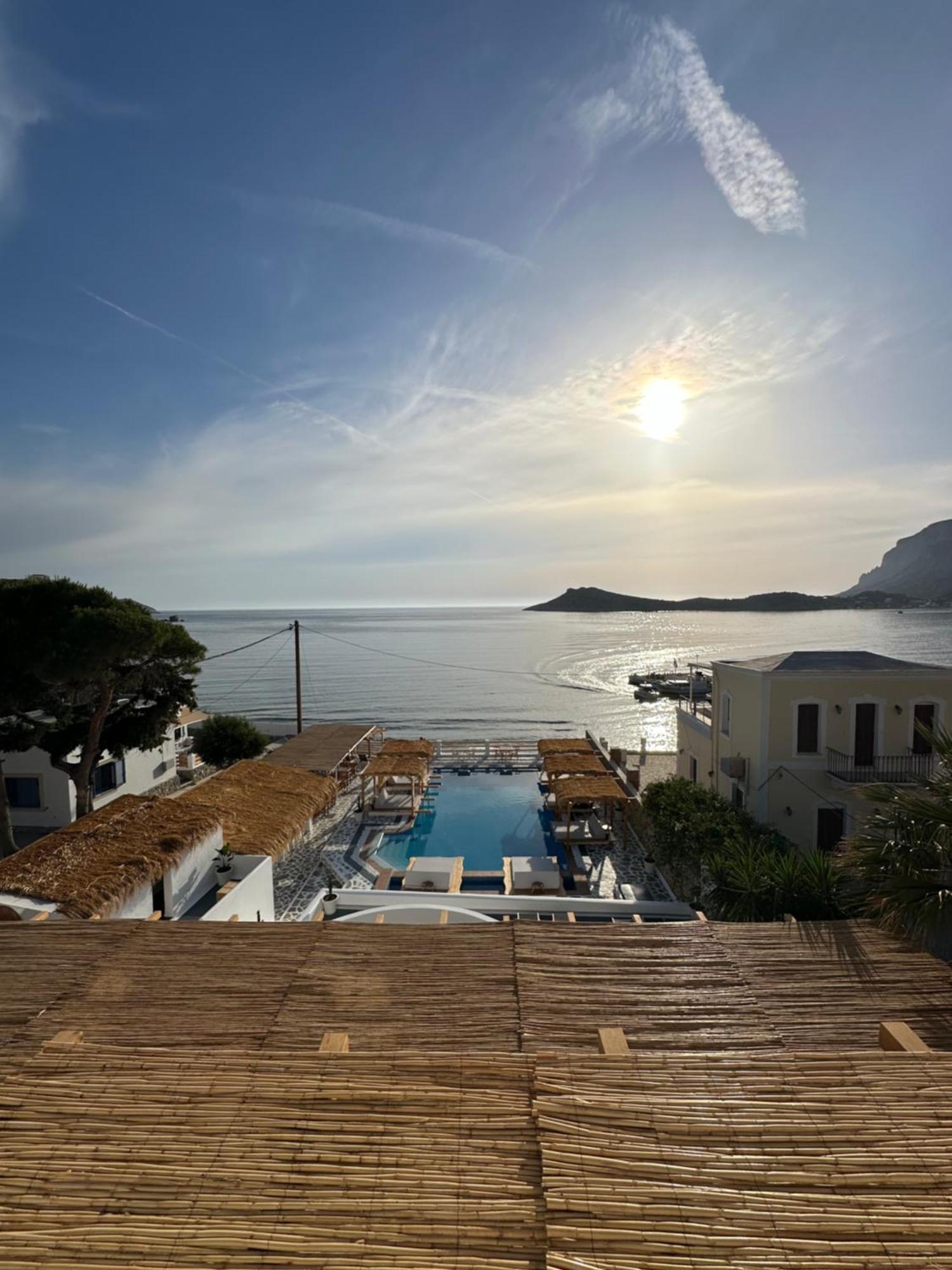 Spongia & Hotel 4*