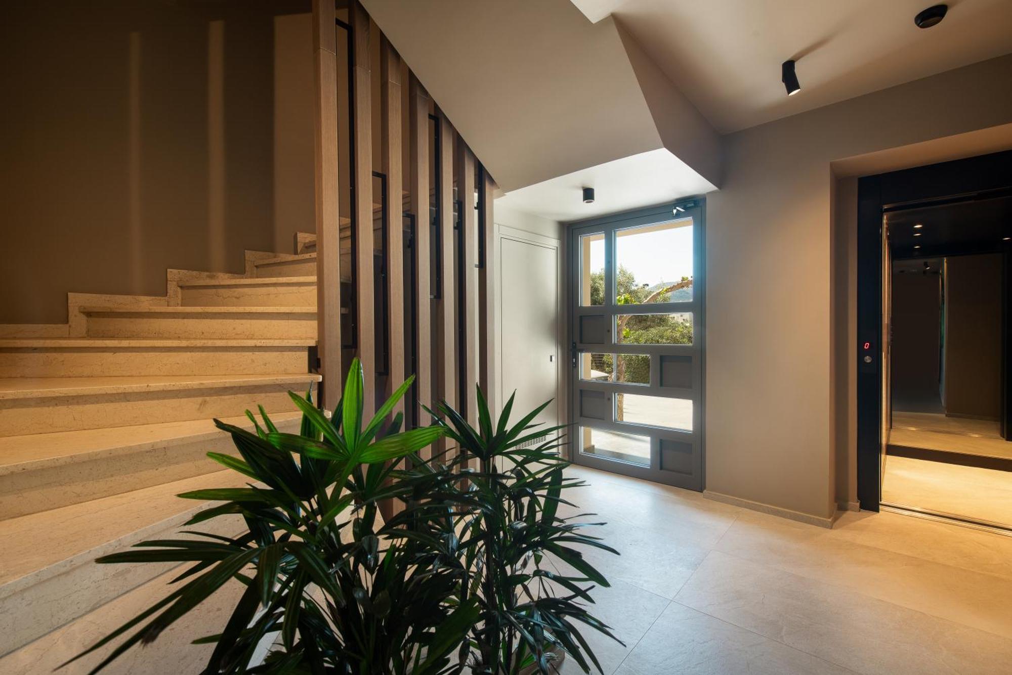 Cosmeen Lifestyle Boutique Aparthotel