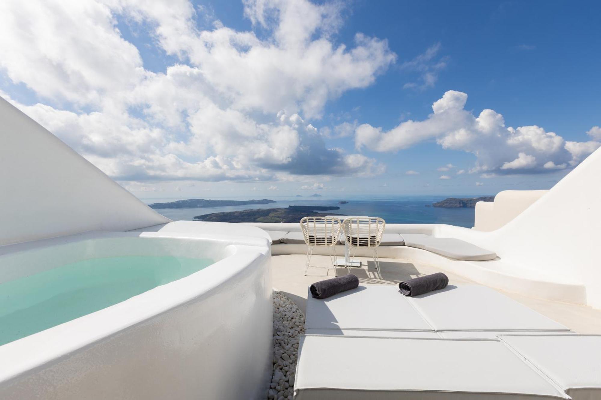 Hotel Heavens Edge *