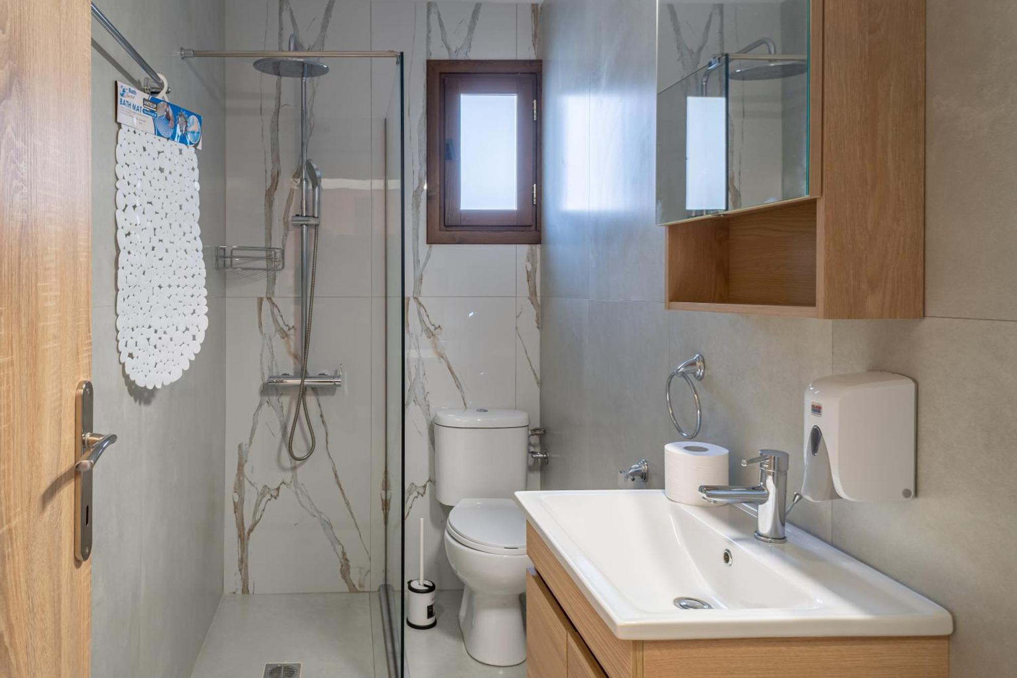Kostis Orange Aparthotel