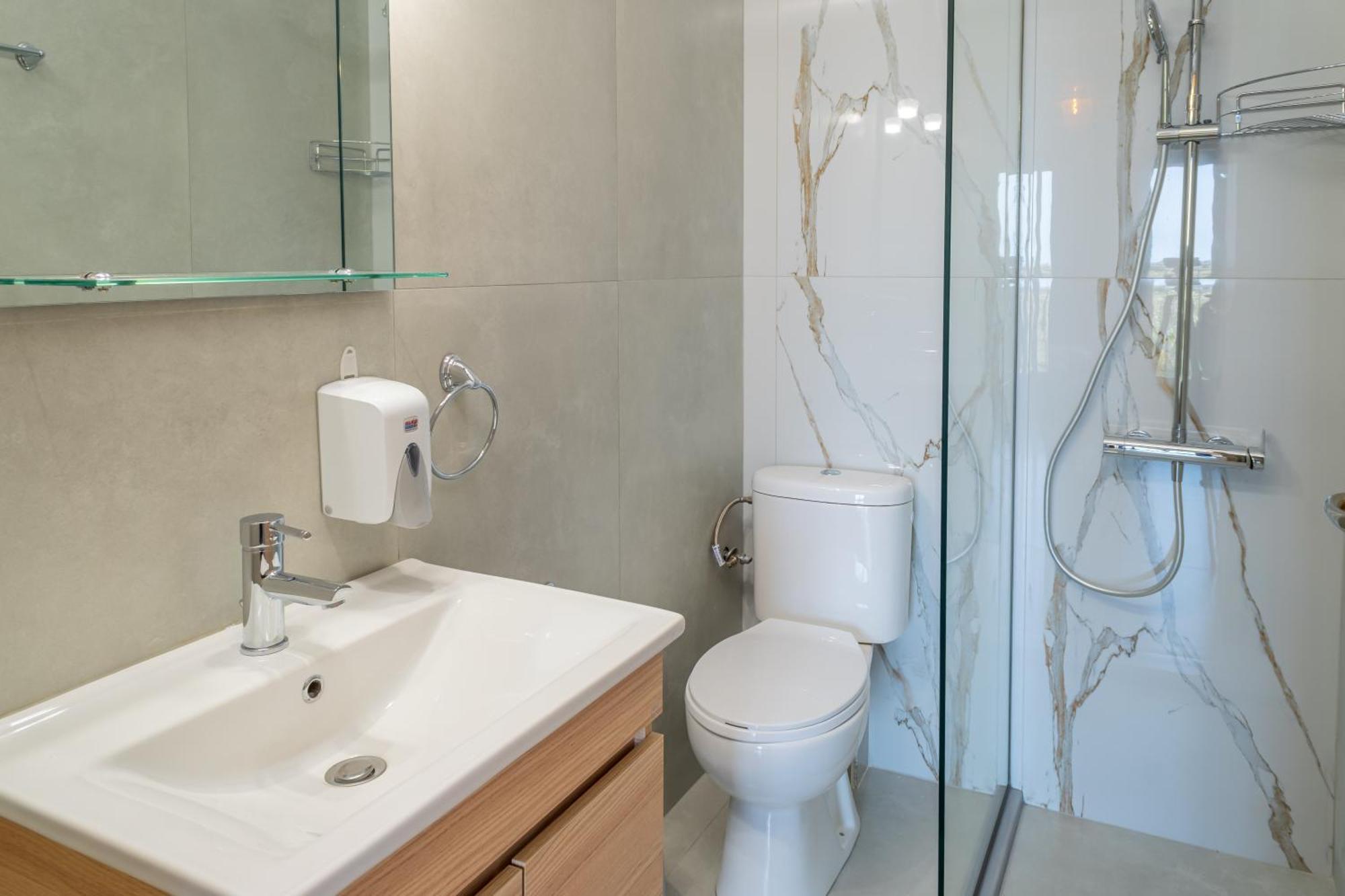 Kostis Orange Aparthotel Volos