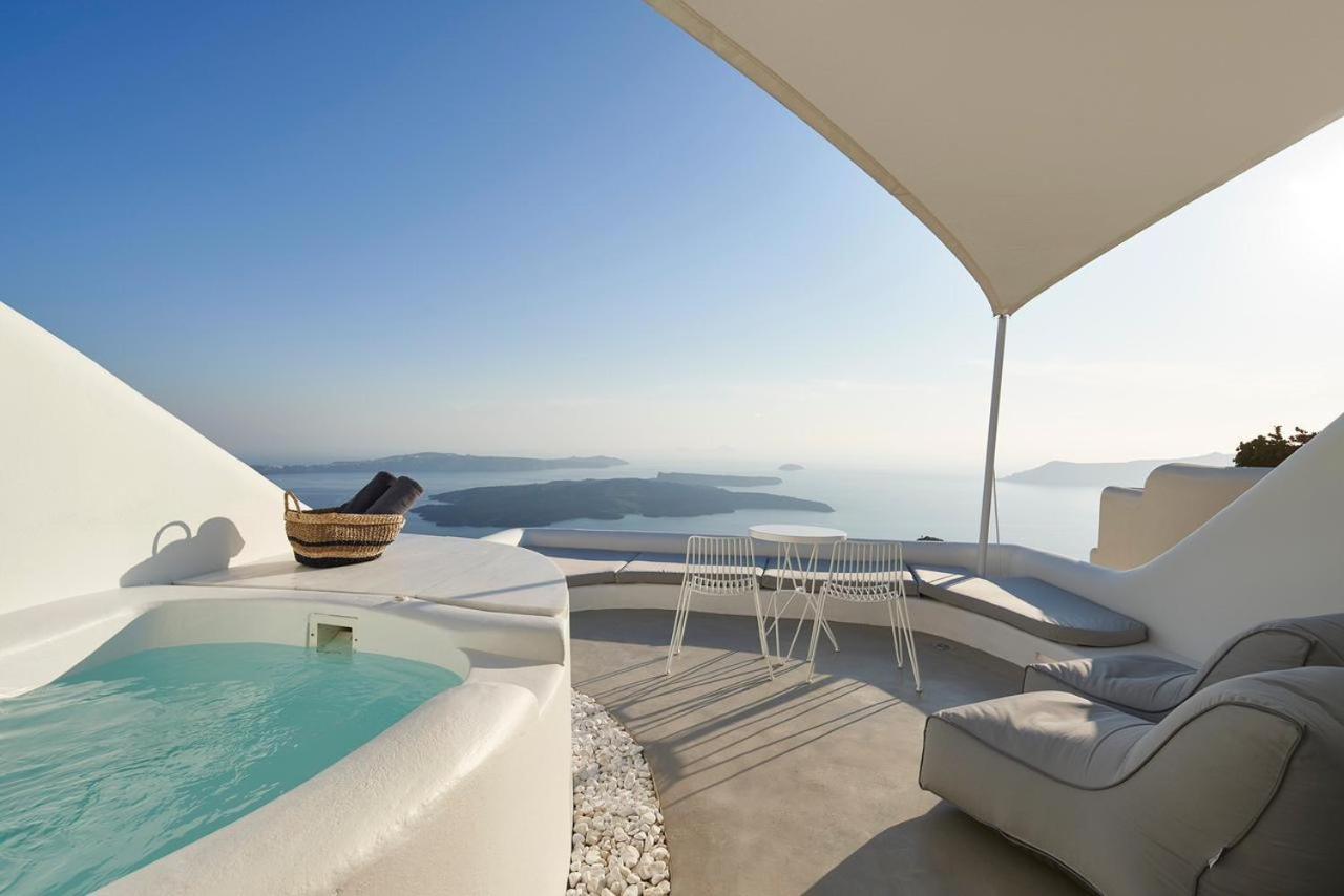 Heavens Edge Hotel *