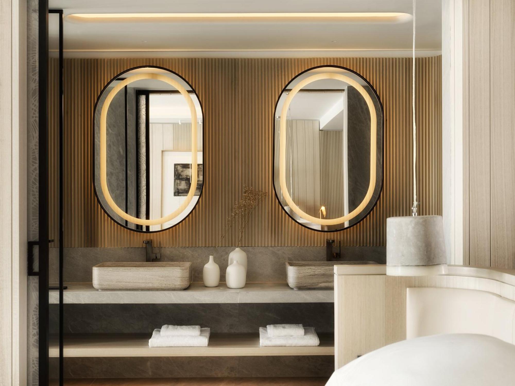 Deos Mykonos - A Myconian Collection Hotel Mykonos Town