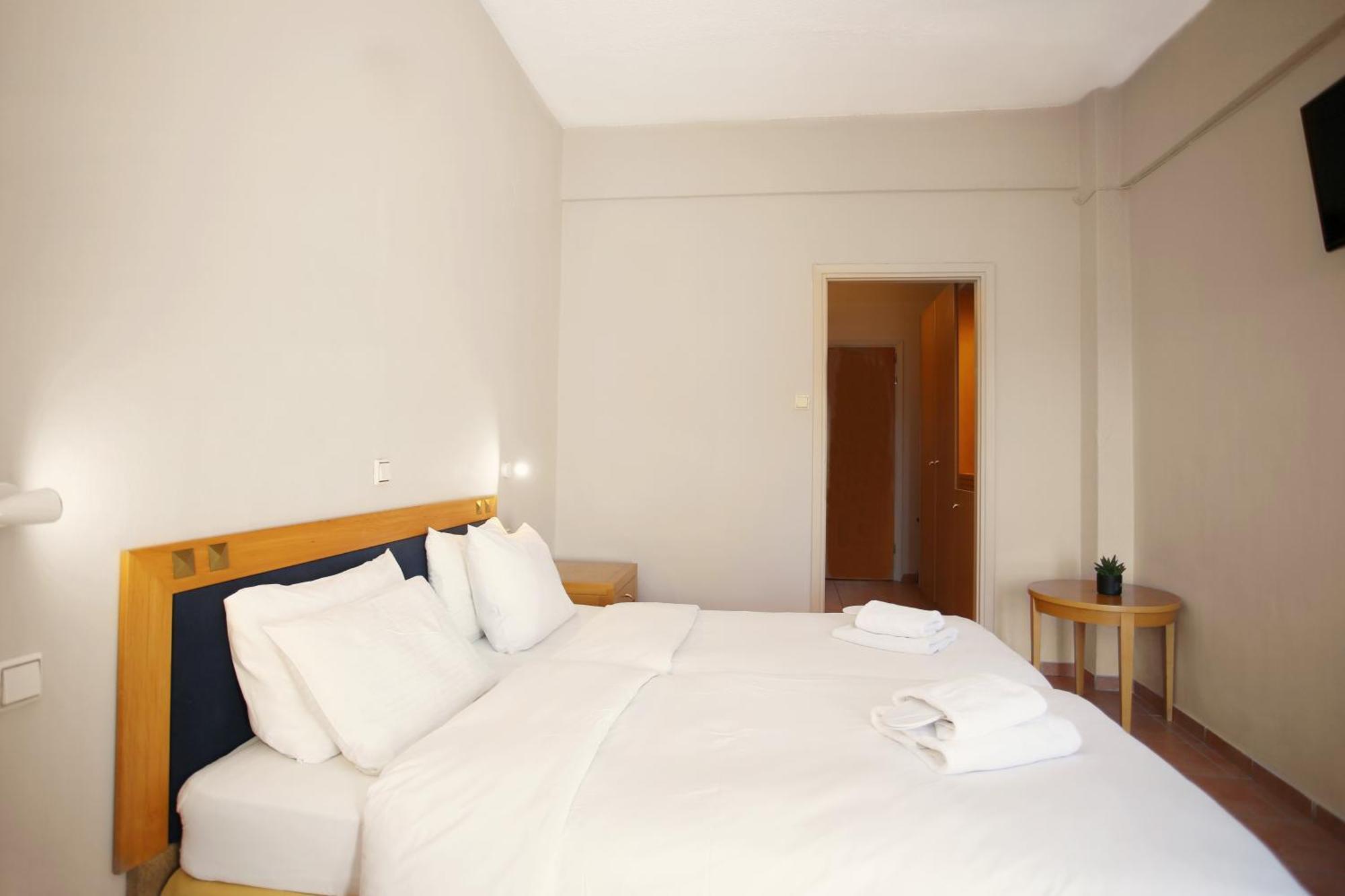 Hotel Lecadin 3*