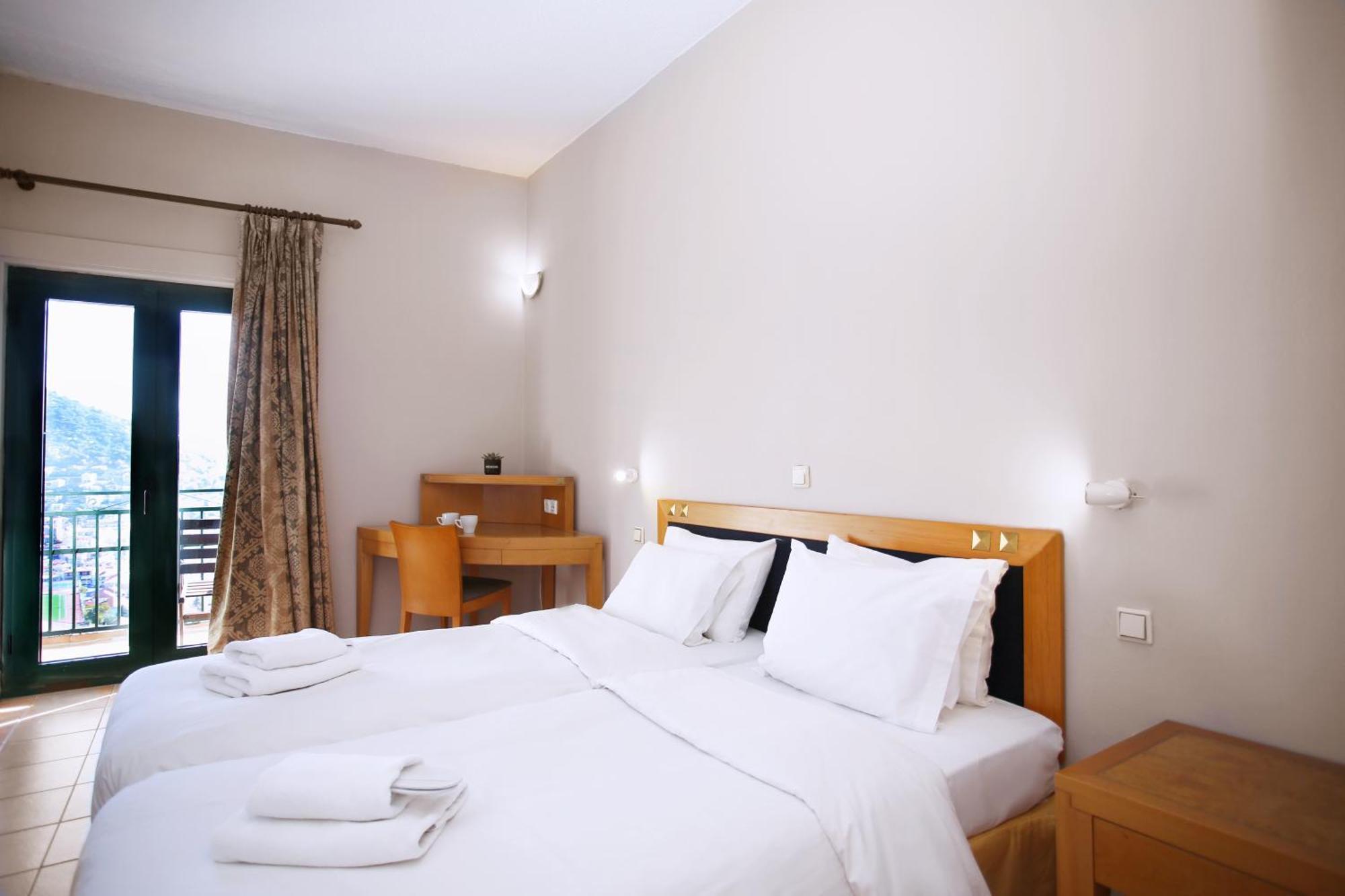 Hotel Lecadin Karpenisi