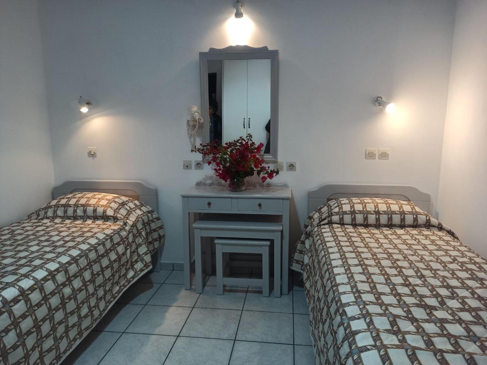 Aparthotel Ancient Thera 2*