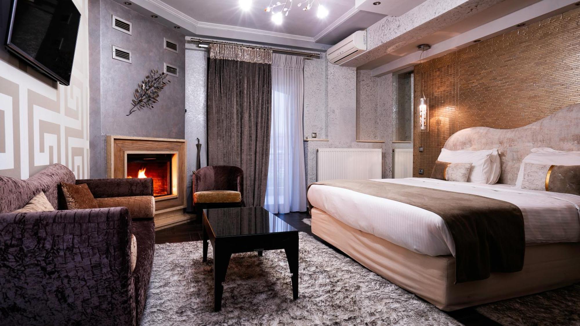 Hotel Eliton &