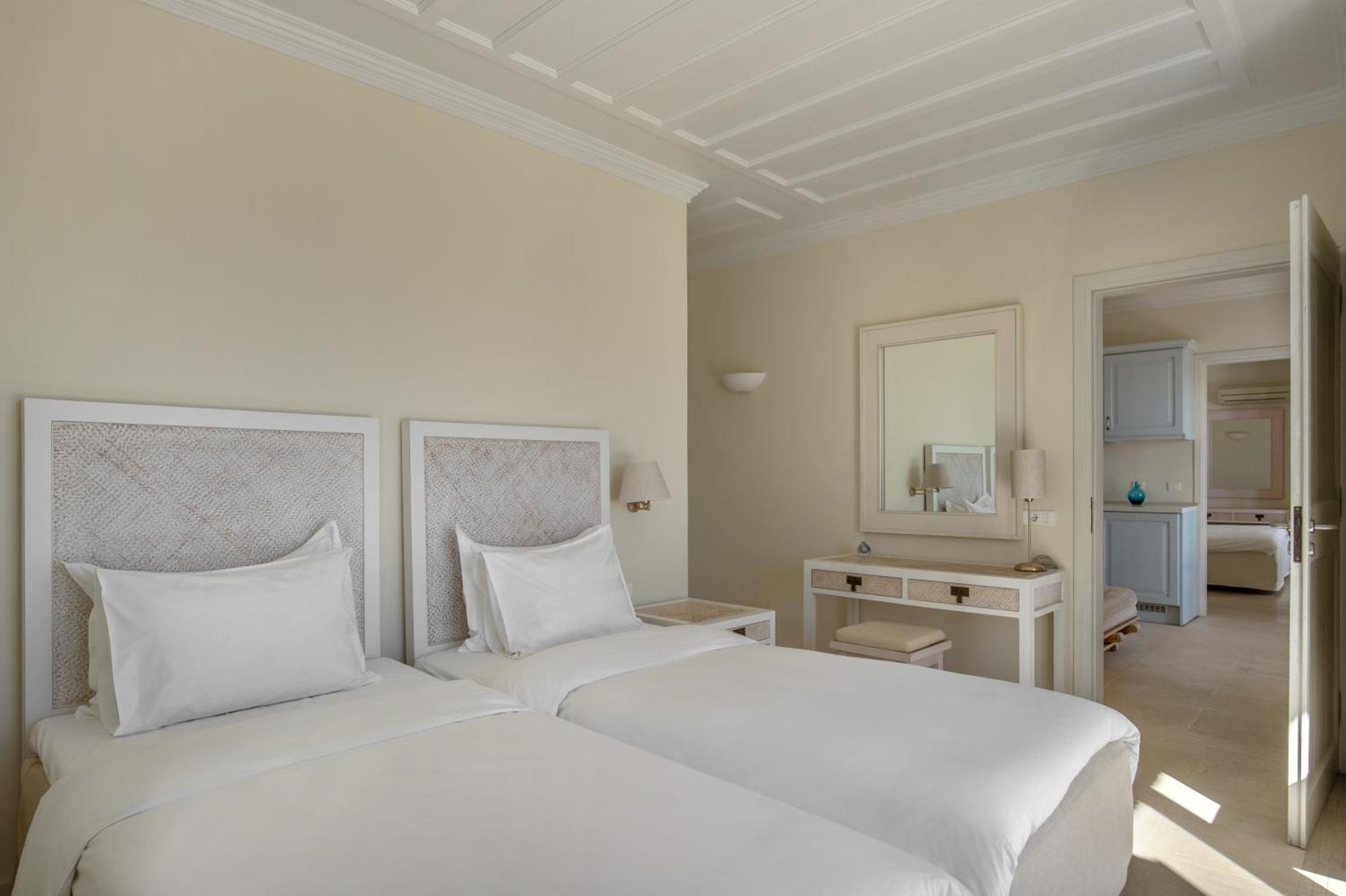 Urania Luxury Villa