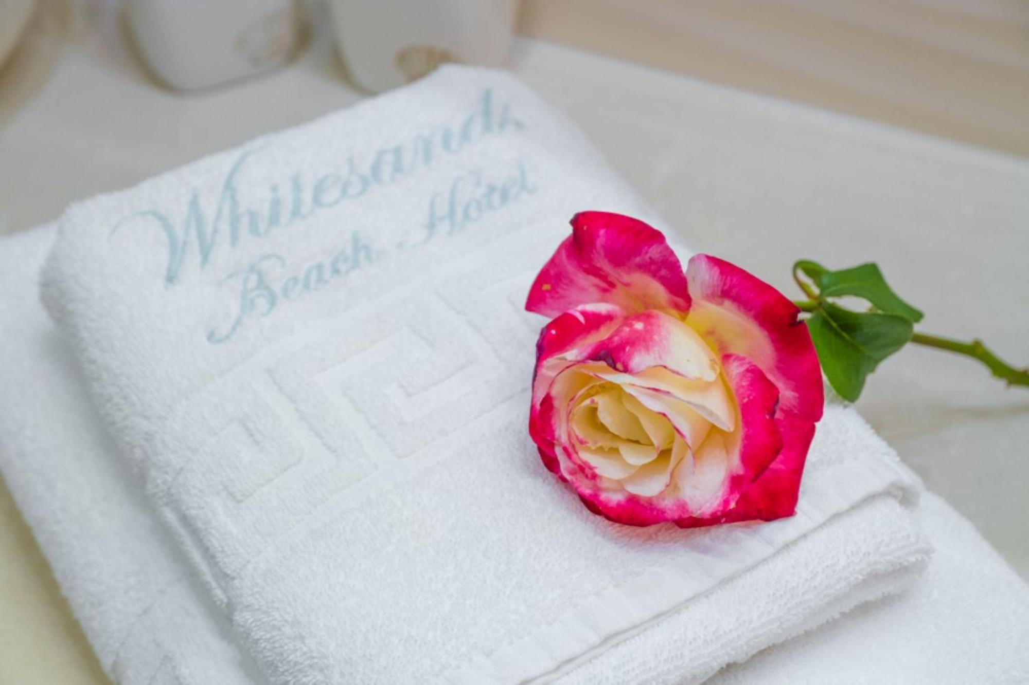 Whitesands Paralia Vrachou