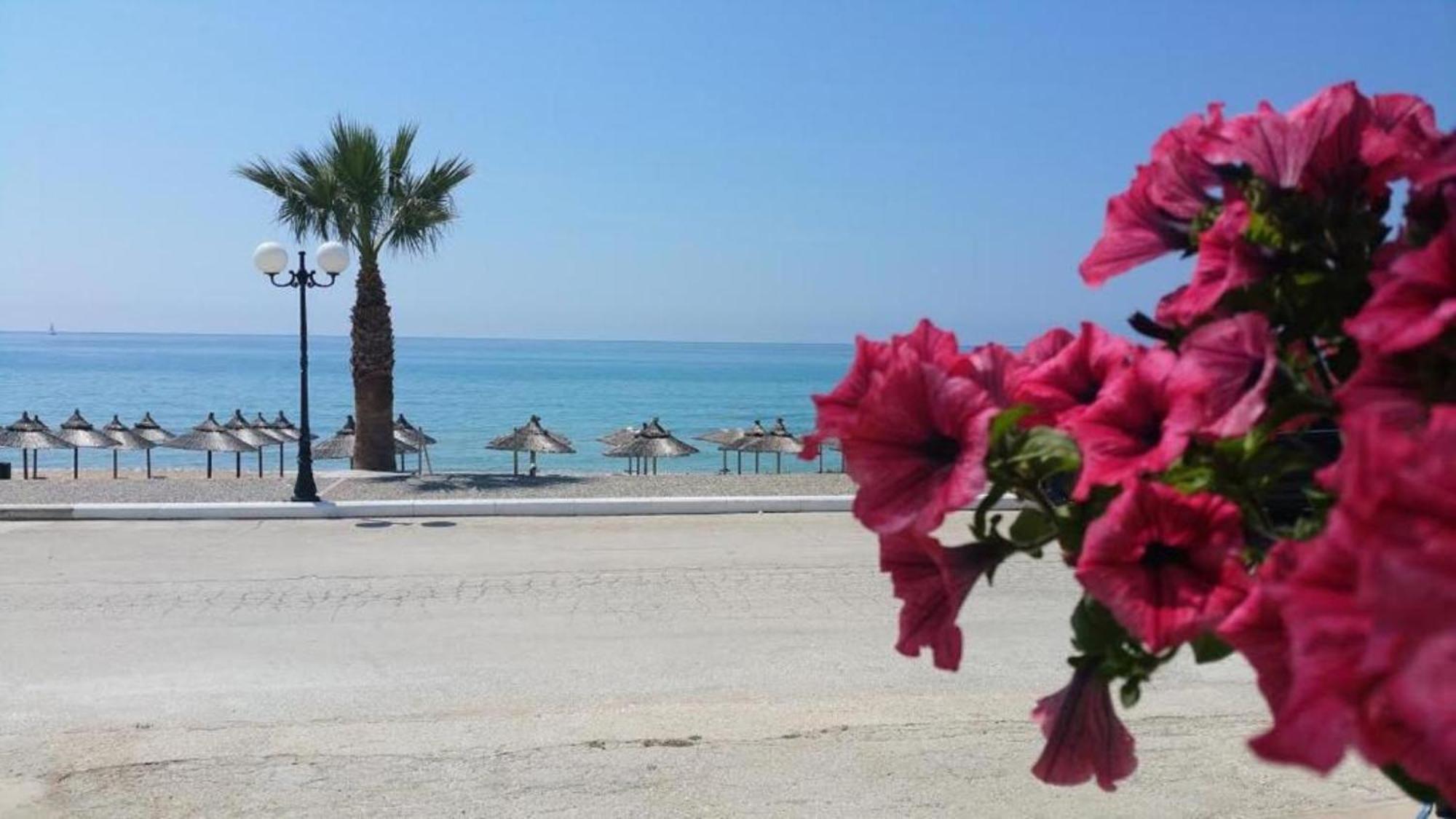 Whitesands 3* Paralia Vrachou