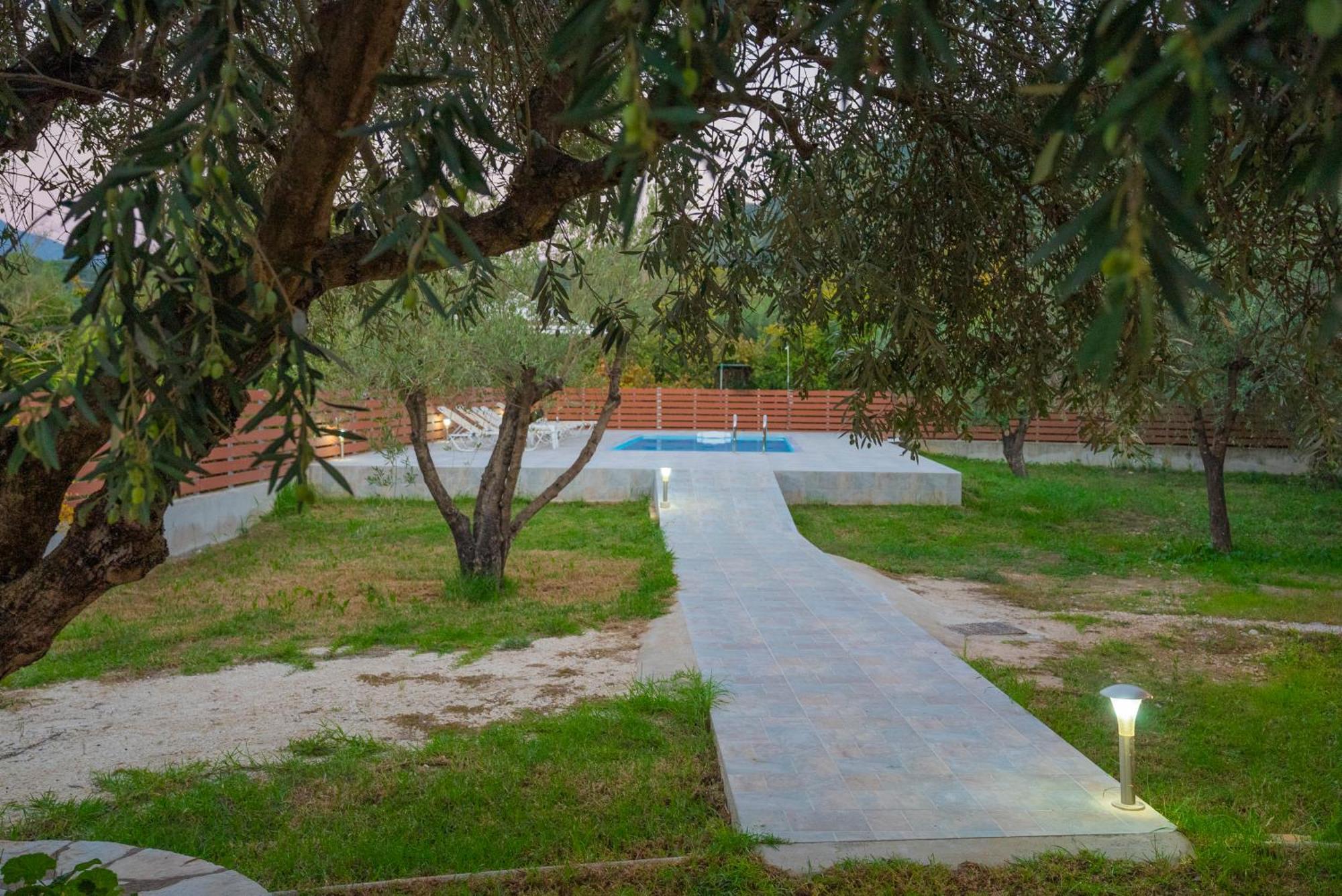 Agrilida Villa *