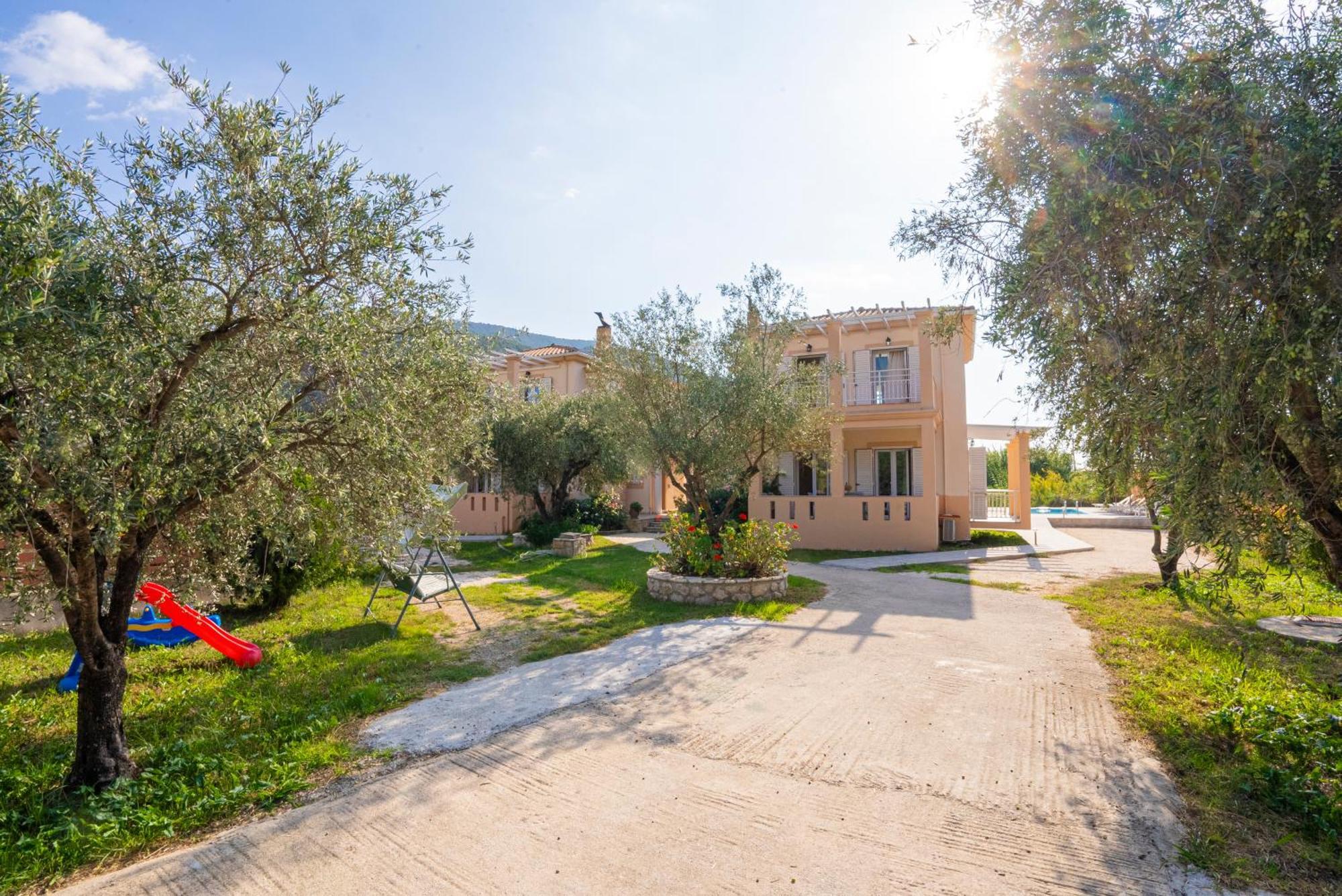 Agrilida Villa *
