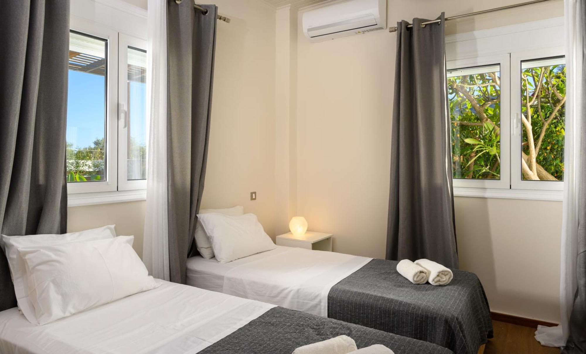 Victoria's Luxury - Private Pool, Jacuzzi Agios Nikolaos (Crete)
