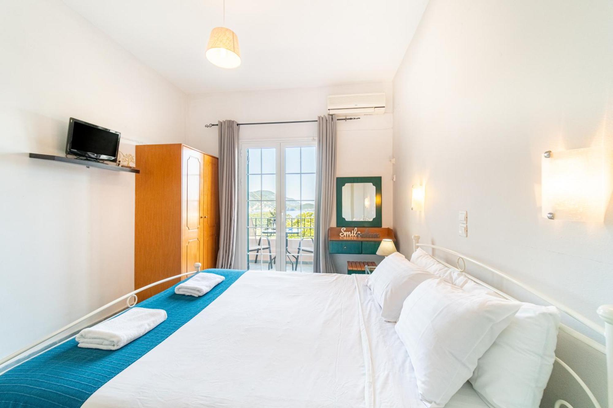 Apartment Spyridoula 2 *
