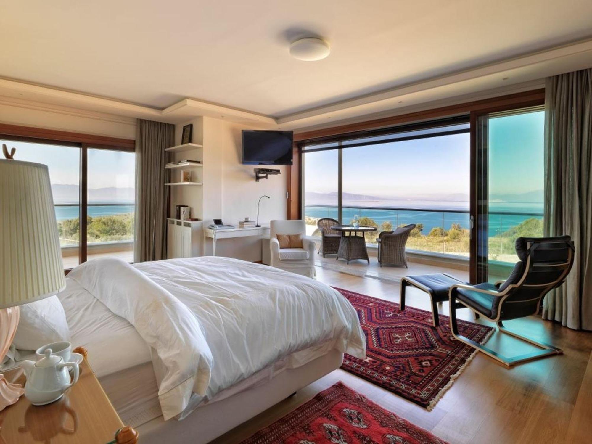 Armonia Luxury Villa *