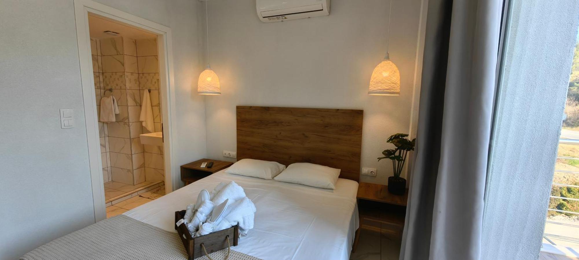 Hotel Topaz Two *