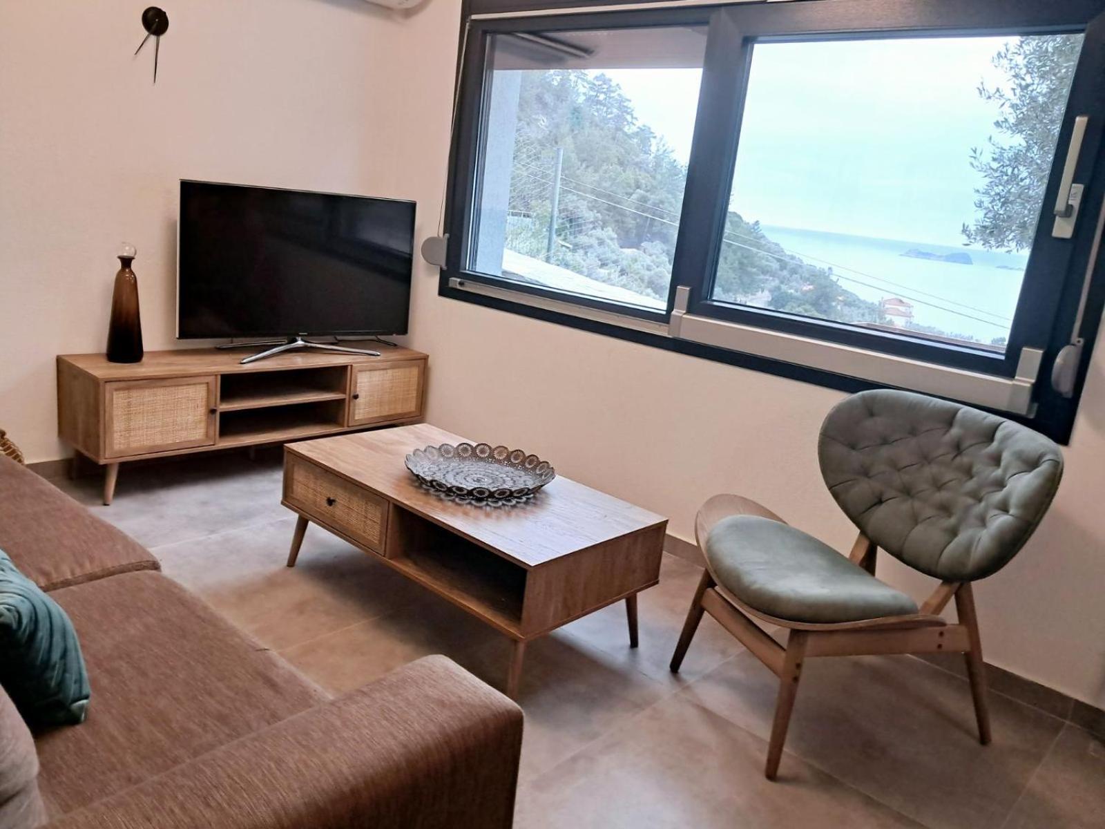 Waterview Villa *