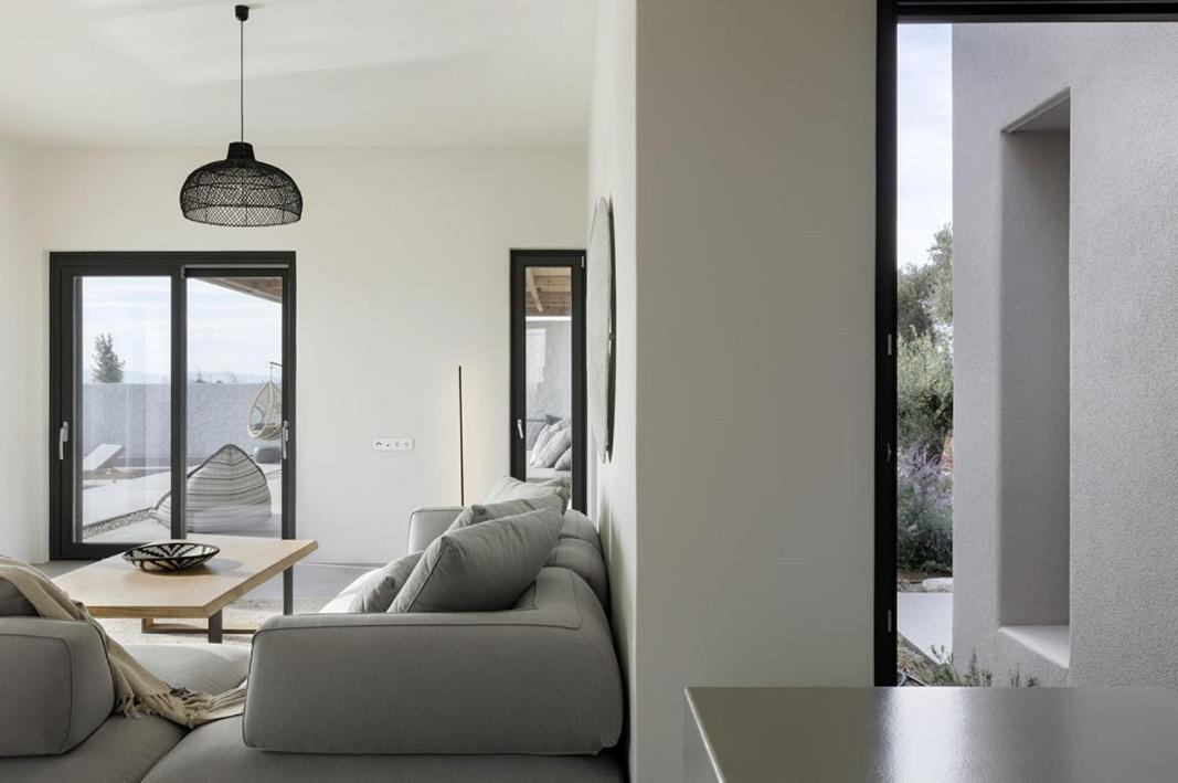 Jardino, Plaka Naxos