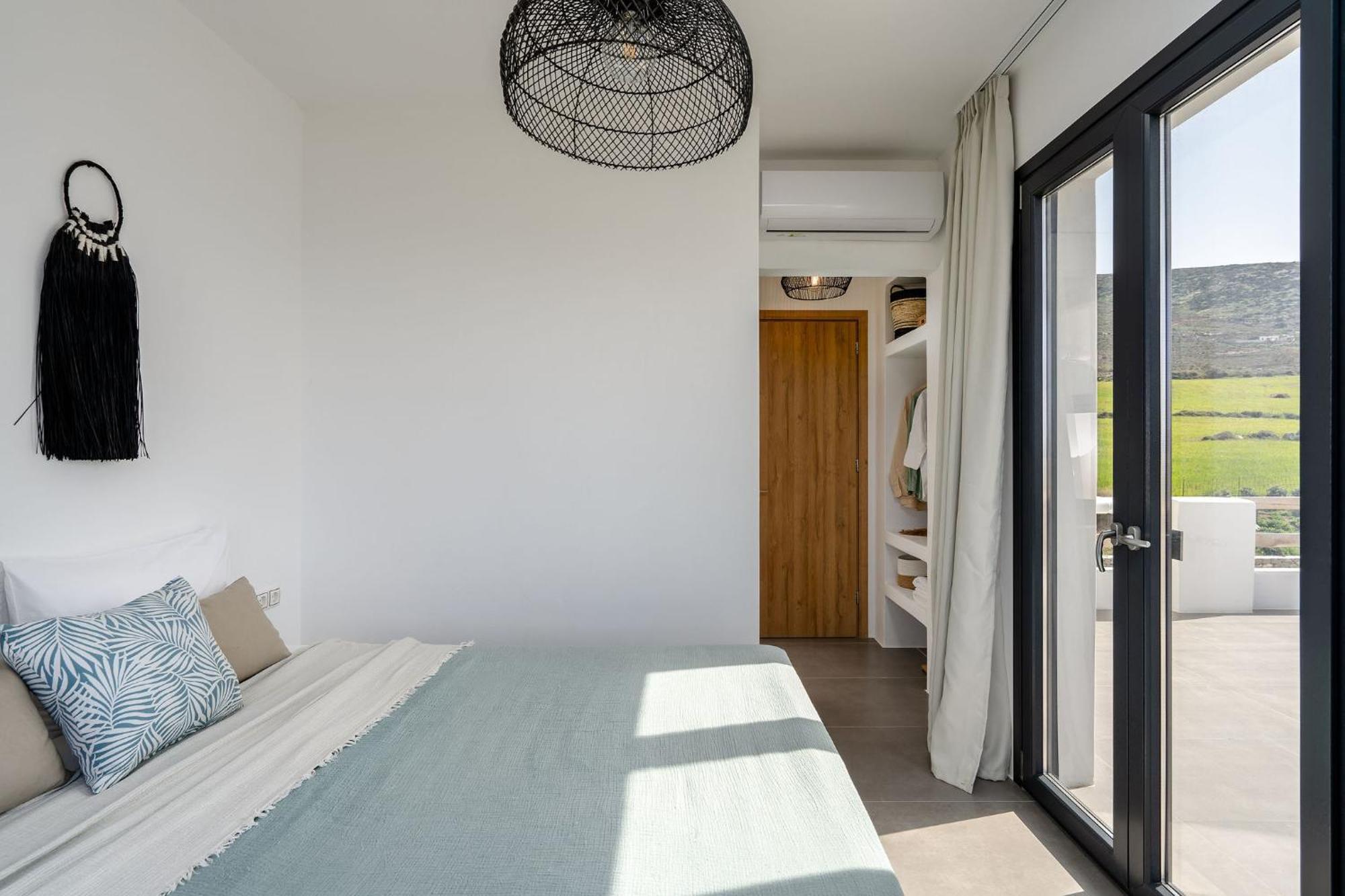 Lea Mikri Vigla Holiday home *