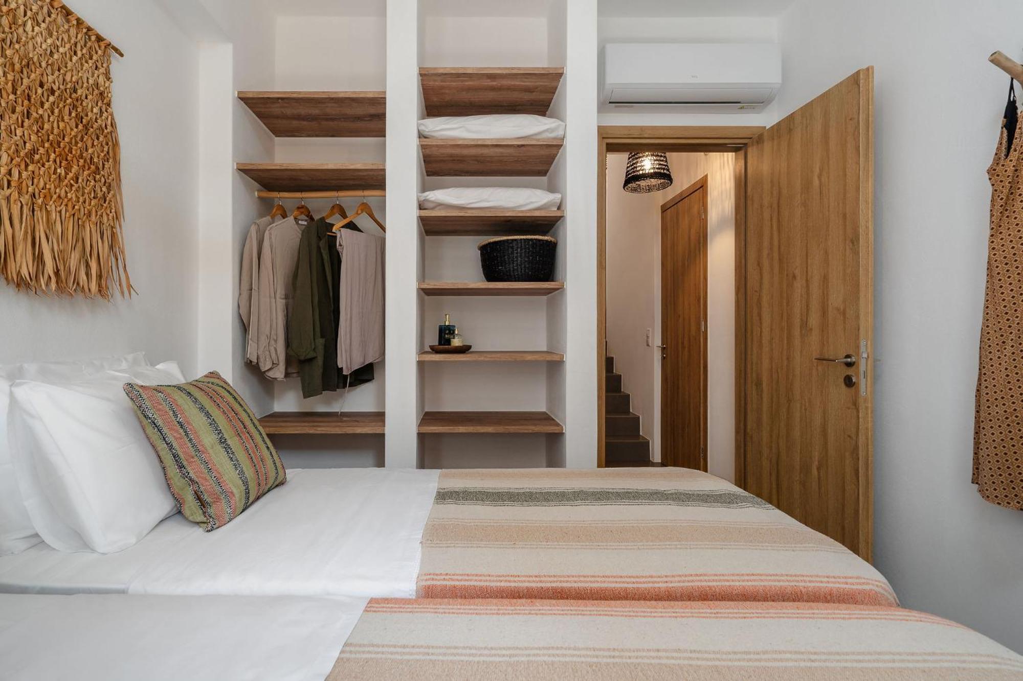 Lea Mikri Vigla Holiday home