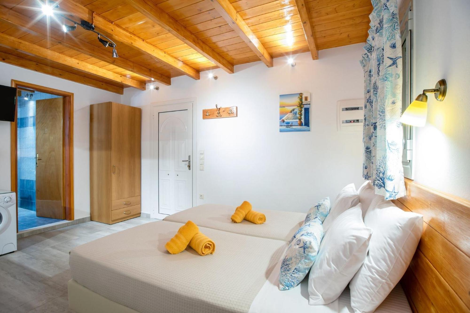 In - Third Floor With Sea View Double Or Twin With Private Terrace *