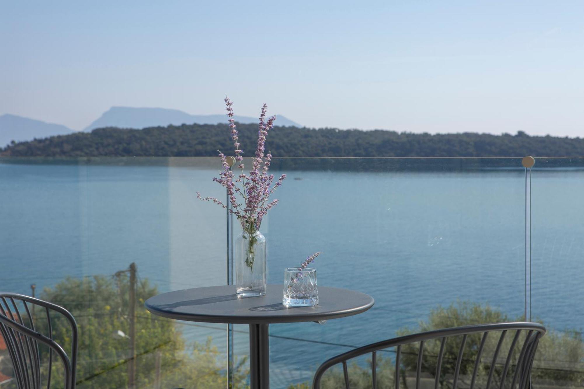 Ionian Elite Beachfront Nydri (Lefkada)