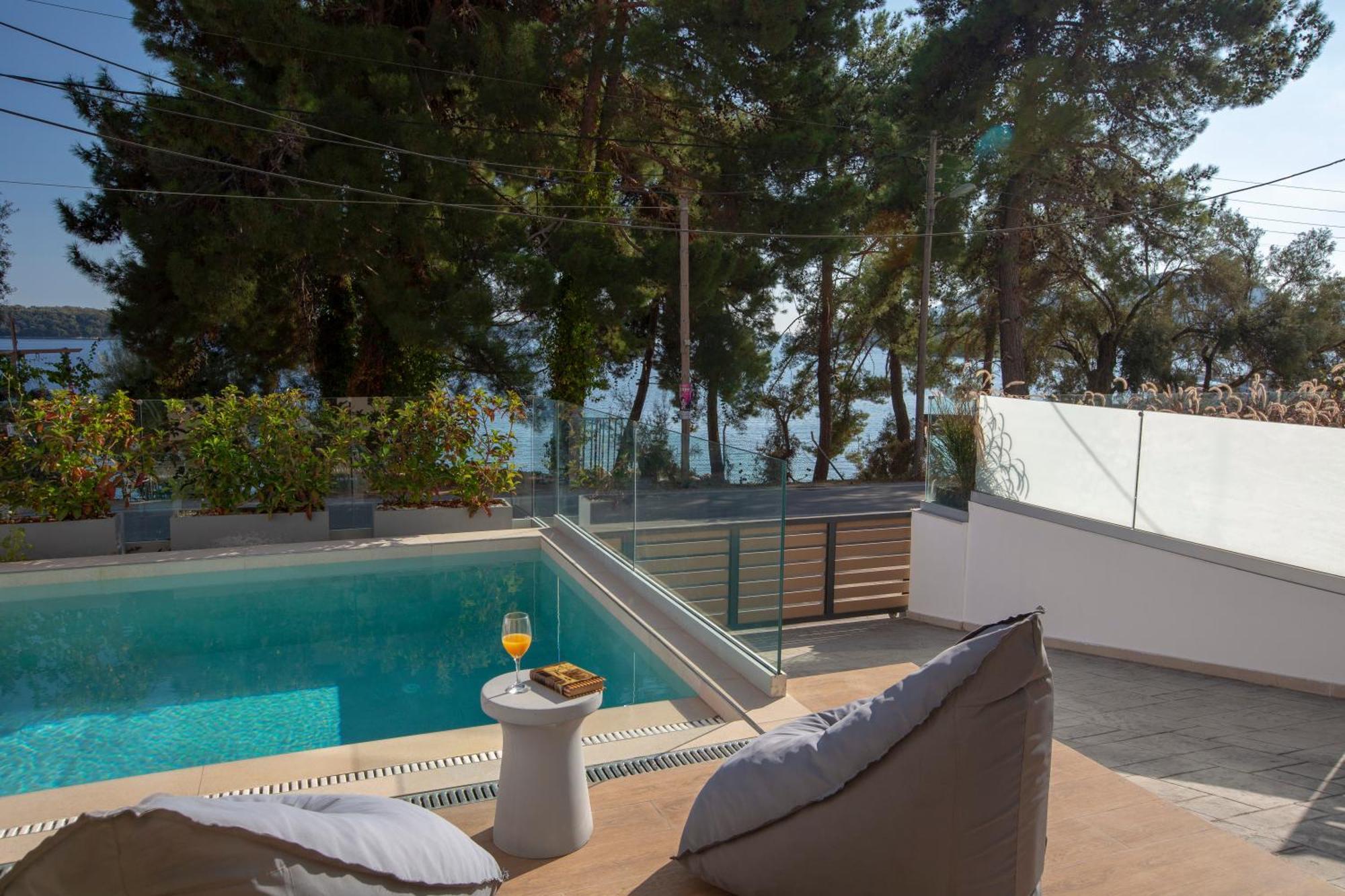 Ionian Elite Beachfront * Nydri (Lefkada)