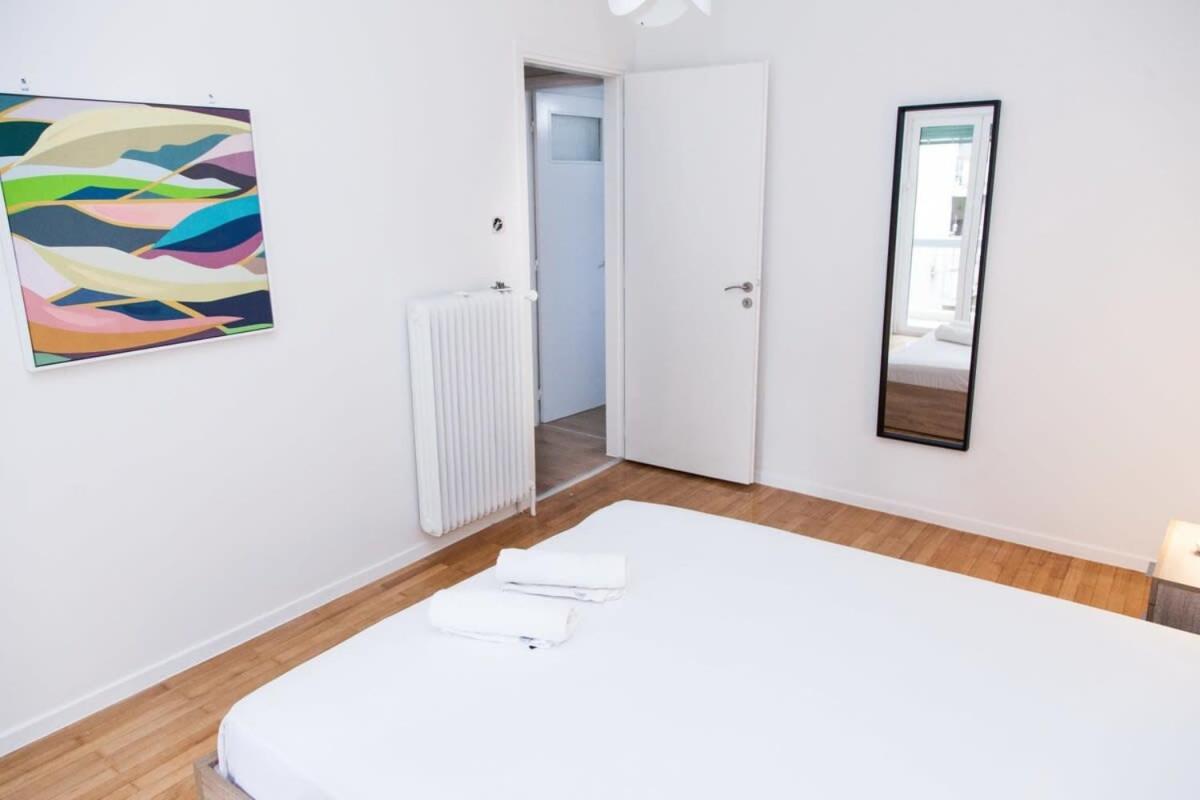 Sophisticated In Charming Kifisia Apartment Athens