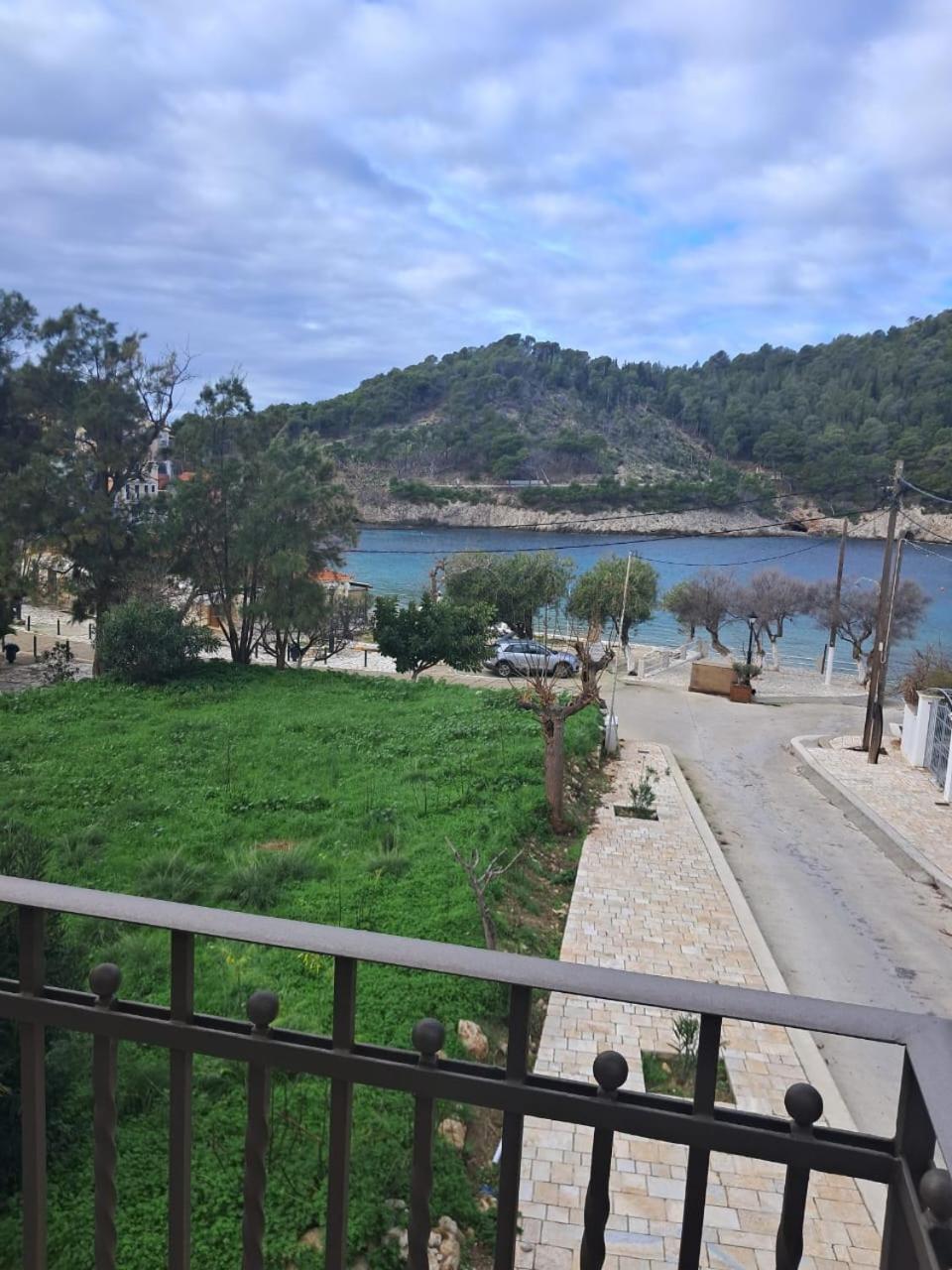 Apartment Beachfront Apartment, Center Village, 20m - Near Myrtos - Fiskardo *
