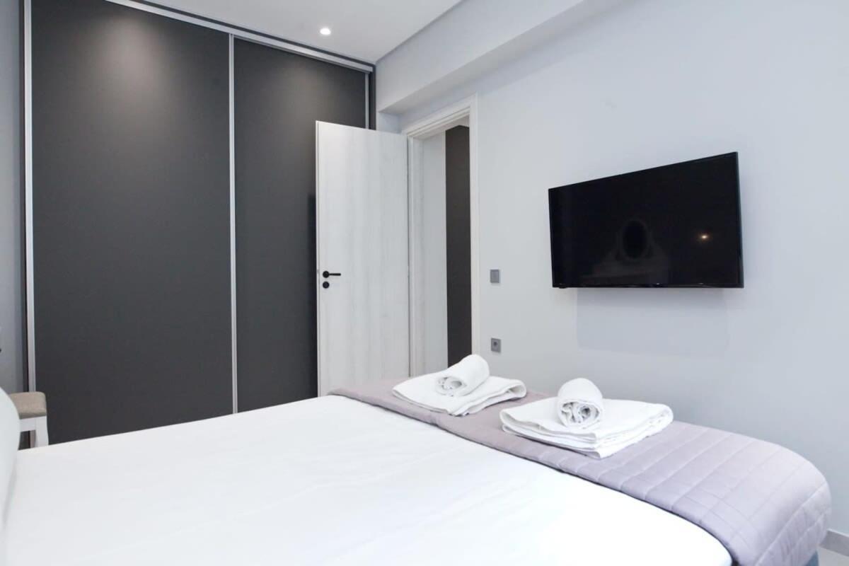 Athenian Comfort 1 Bd Retreat Next To Panormou Apartment Athens