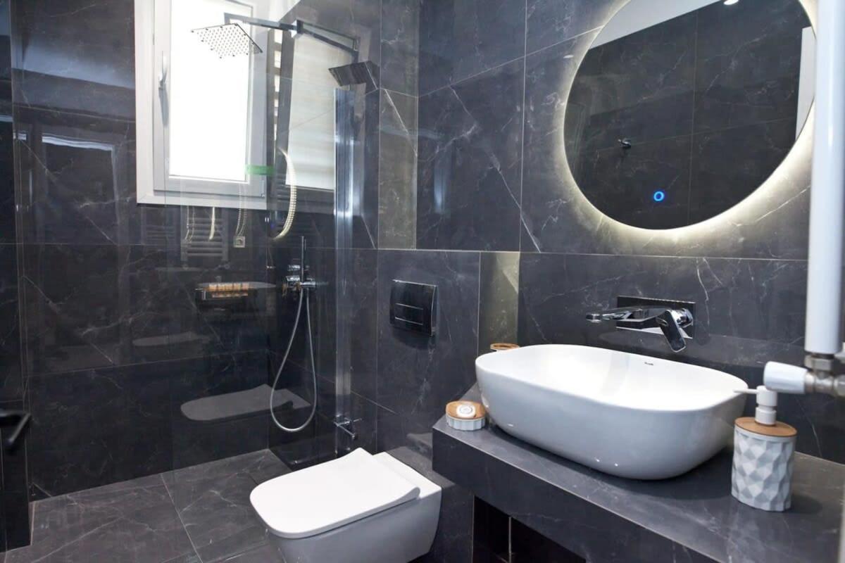 Athenian Comfort 1 Bd Retreat Next To Panormou * Athens