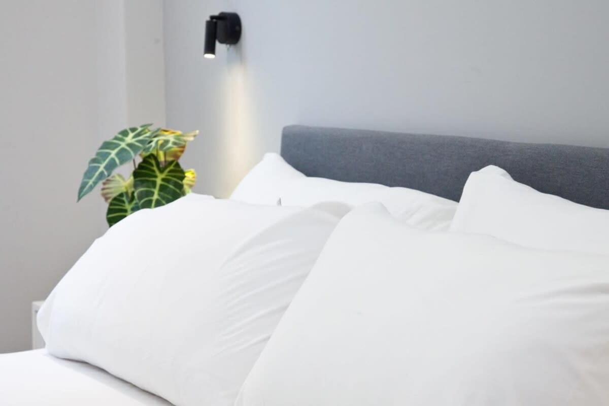 Athenian Comfort 1 Bd Retreat Next To Panormou Apartment