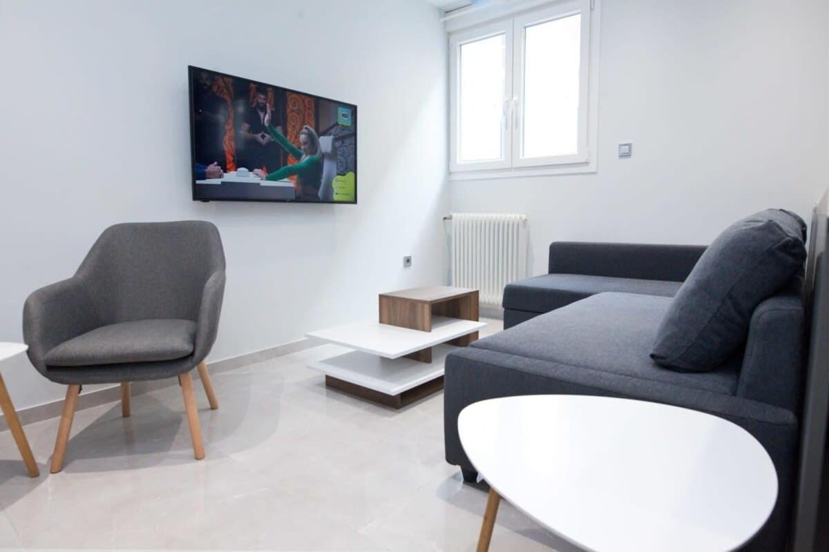 Apartment Athenian Comfort 1 Bd Retreat Next To Panormou