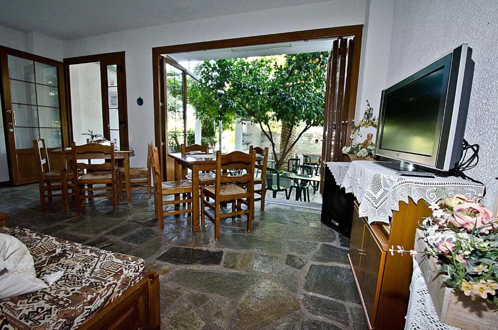 Narkissos 2* Panormos (Skopelos)