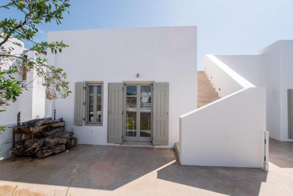 Piperi On The Rocks Villa *