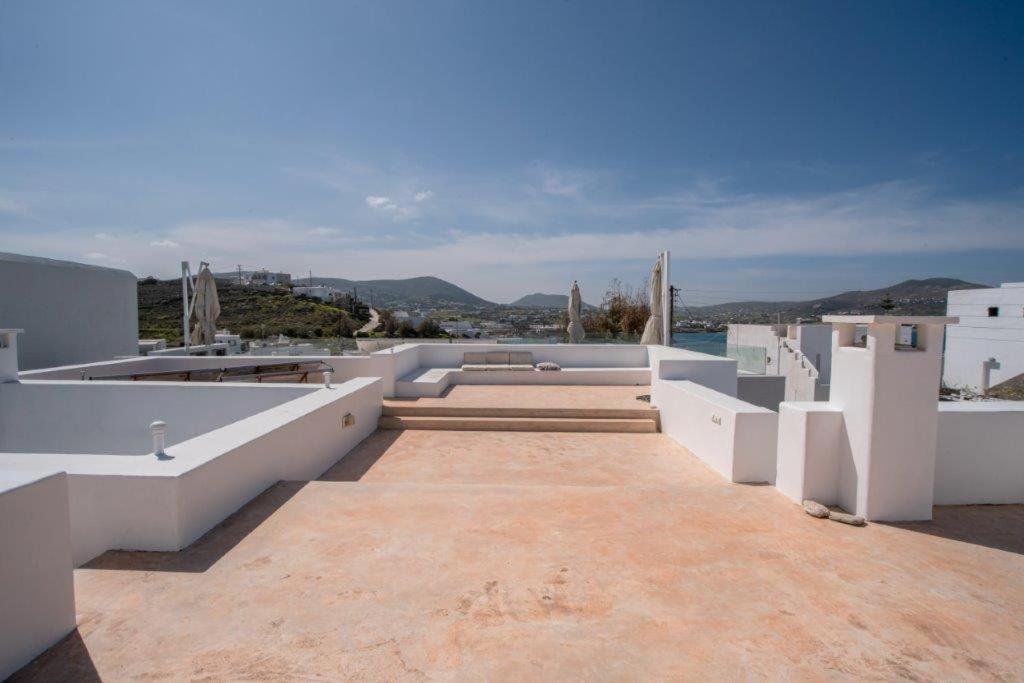 Villa Piperi On The Rocks Naousa (Paros)