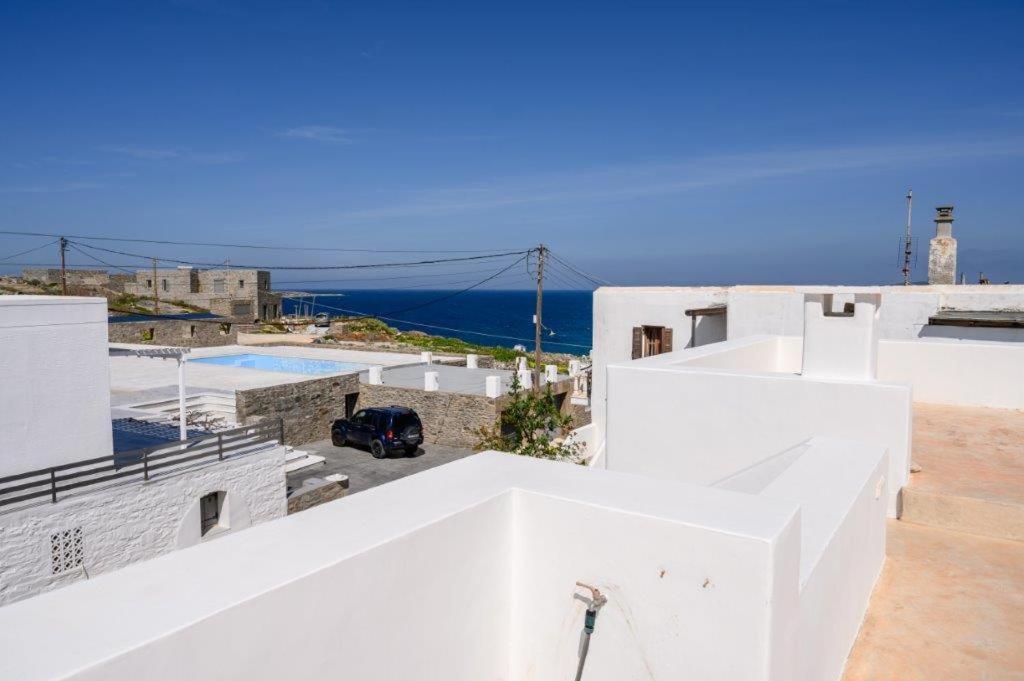 Piperi On The Rocks Villa *