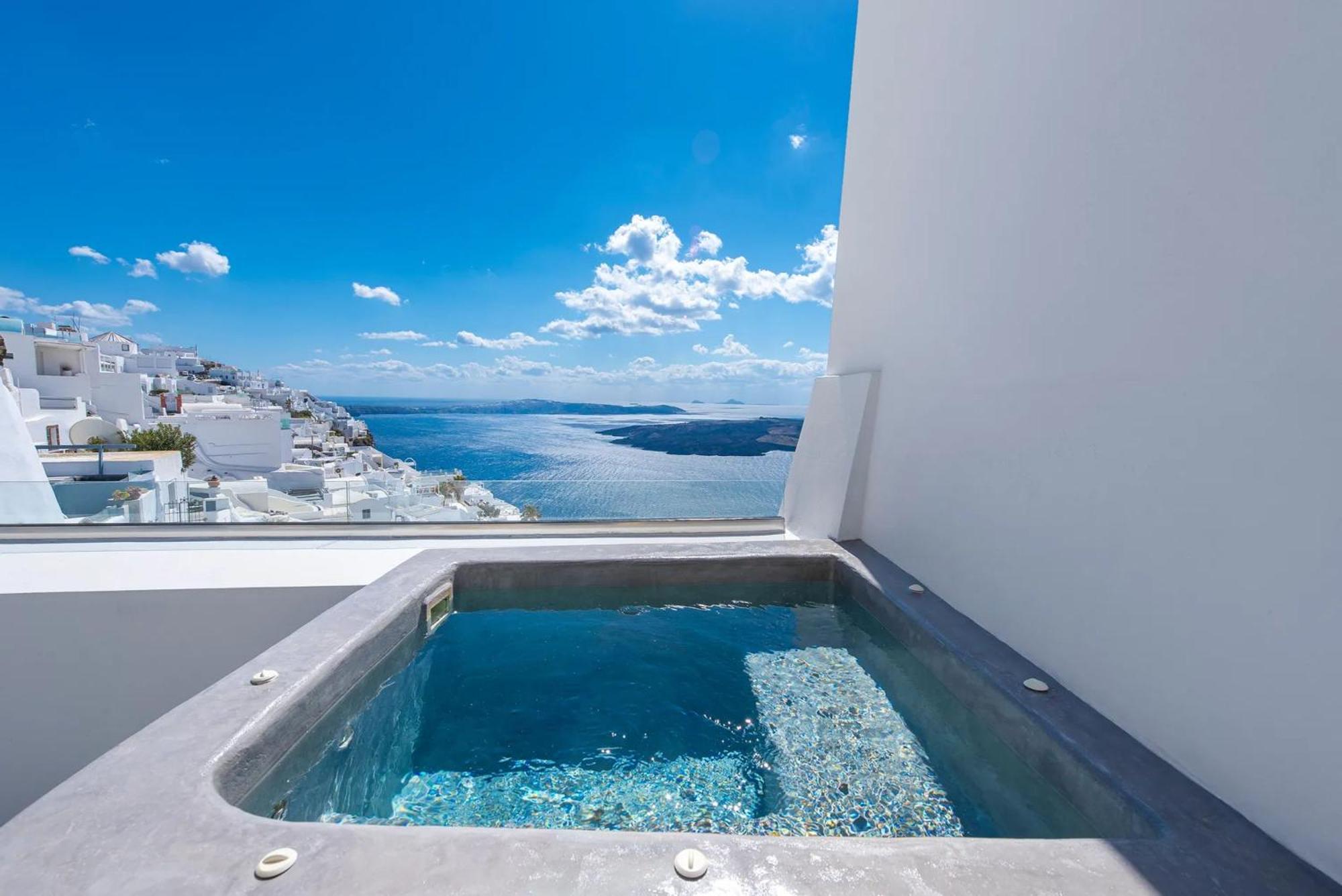 Hommage With Caldera View Hot Tub