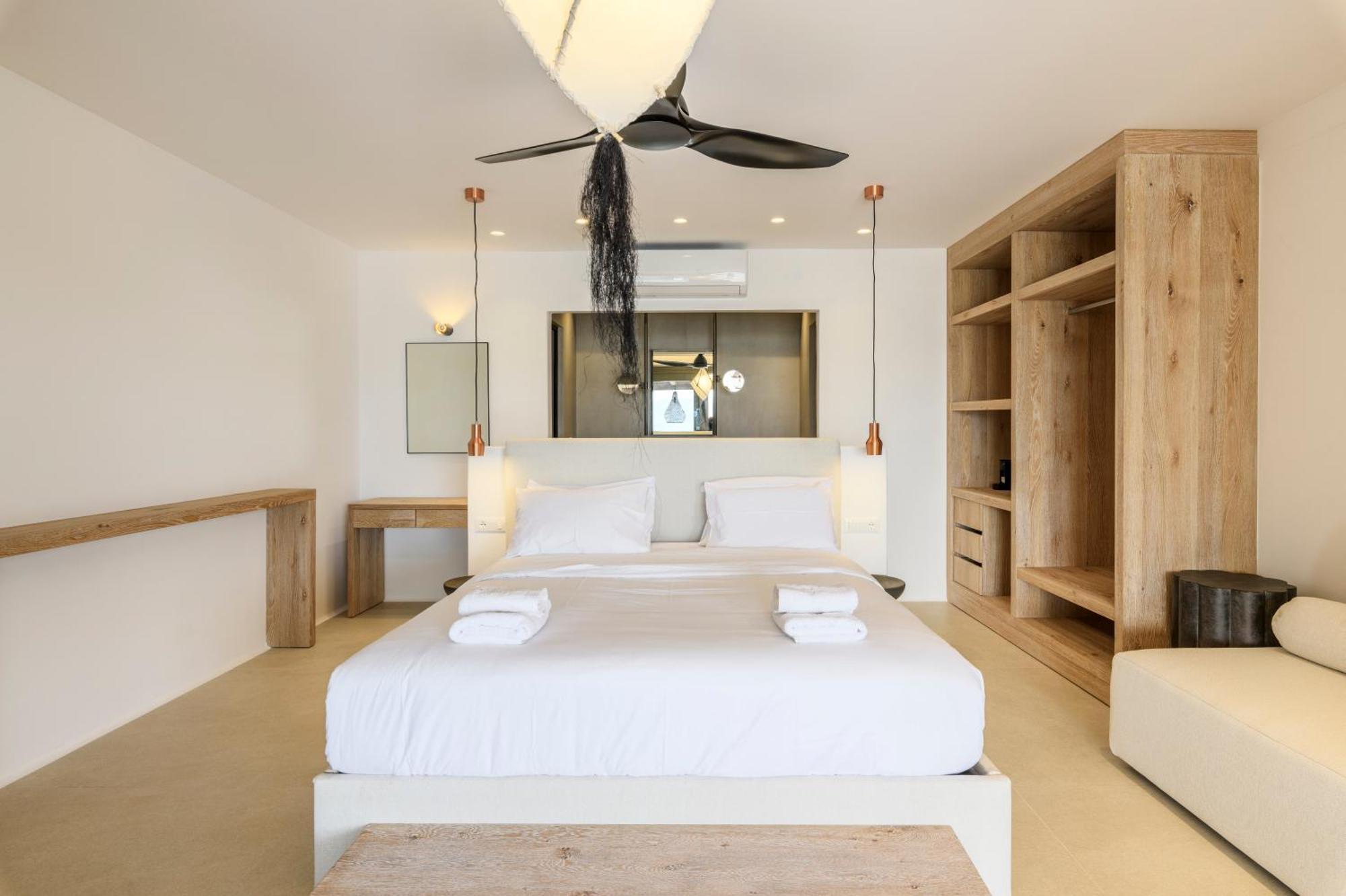 Hotel Panormos Bay Luxury 5*